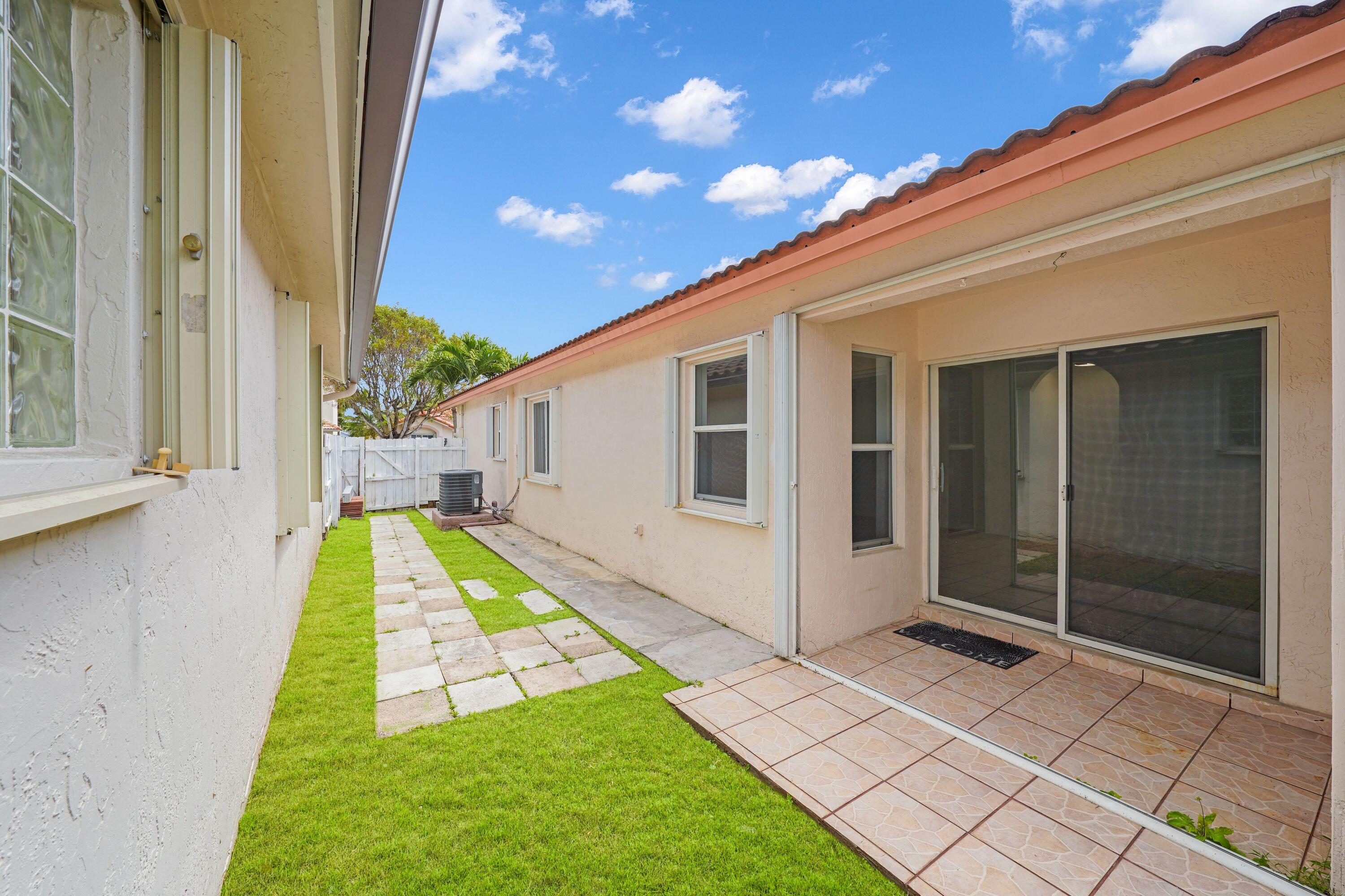 BRIGHTONS MEADOW TRACE - Residential