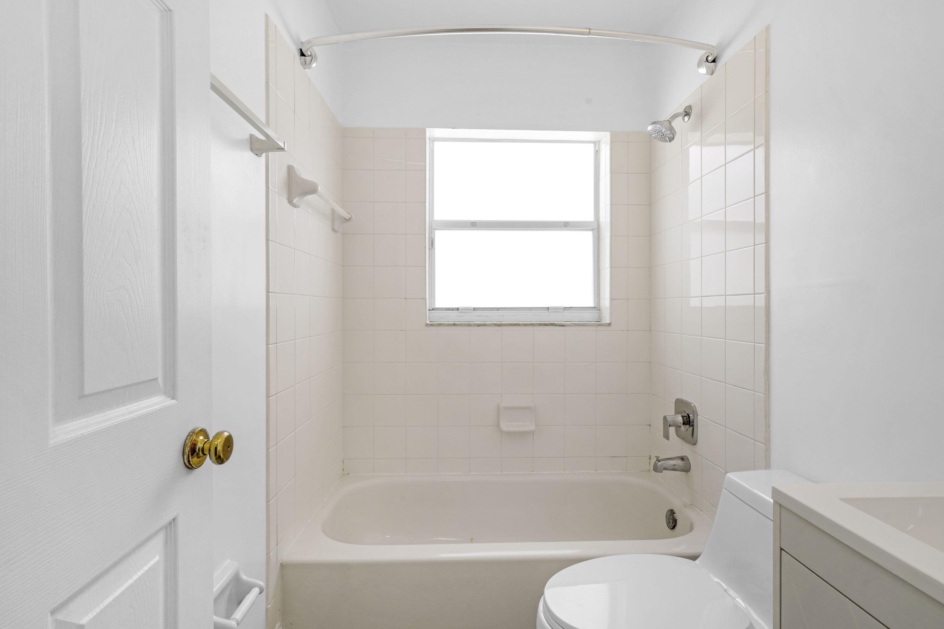 BRIGHTONS MEADOW TRACE - Residential