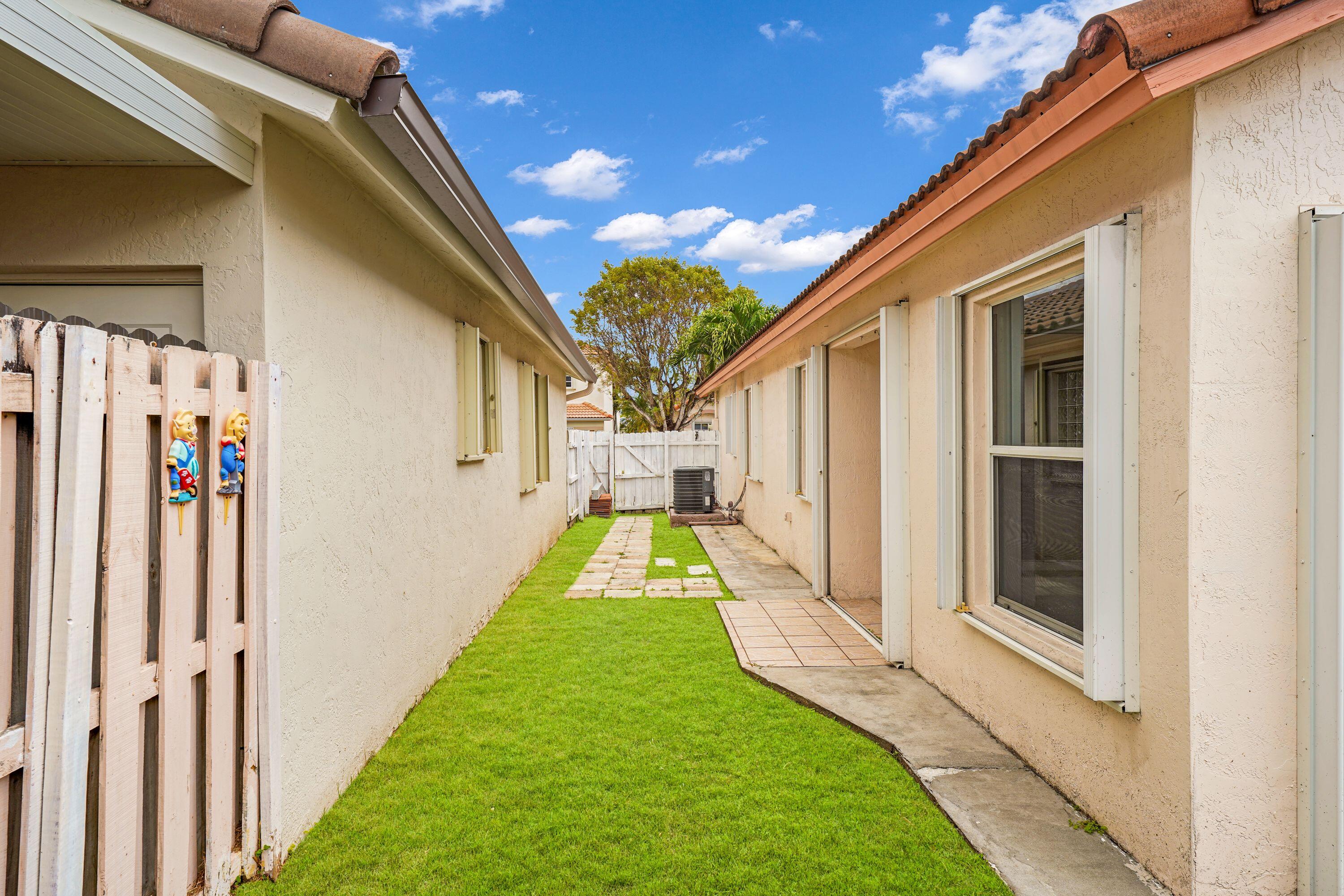 BRIGHTONS MEADOW TRACE - Residential