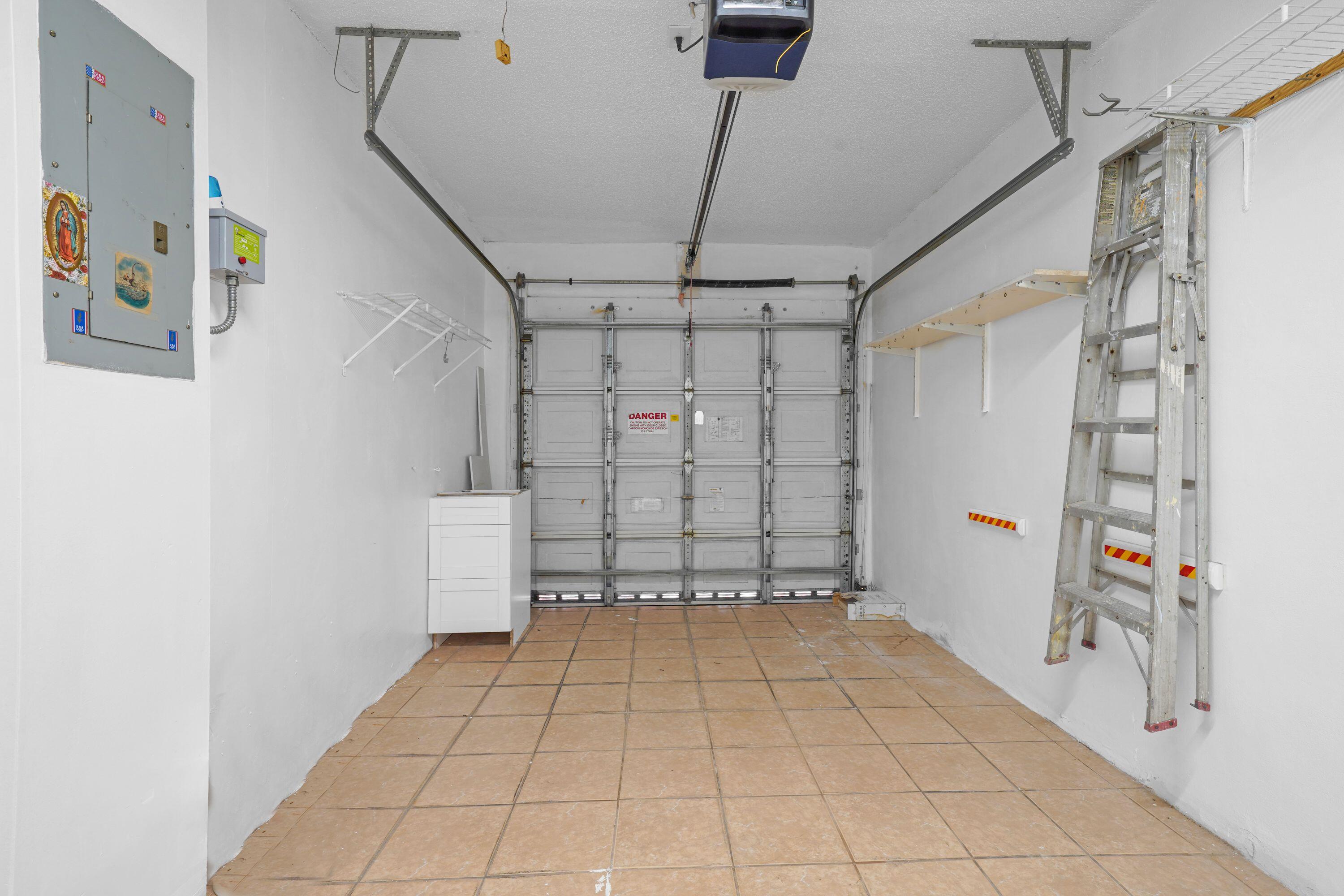 BRIGHTONS MEADOW TRACE - Residential