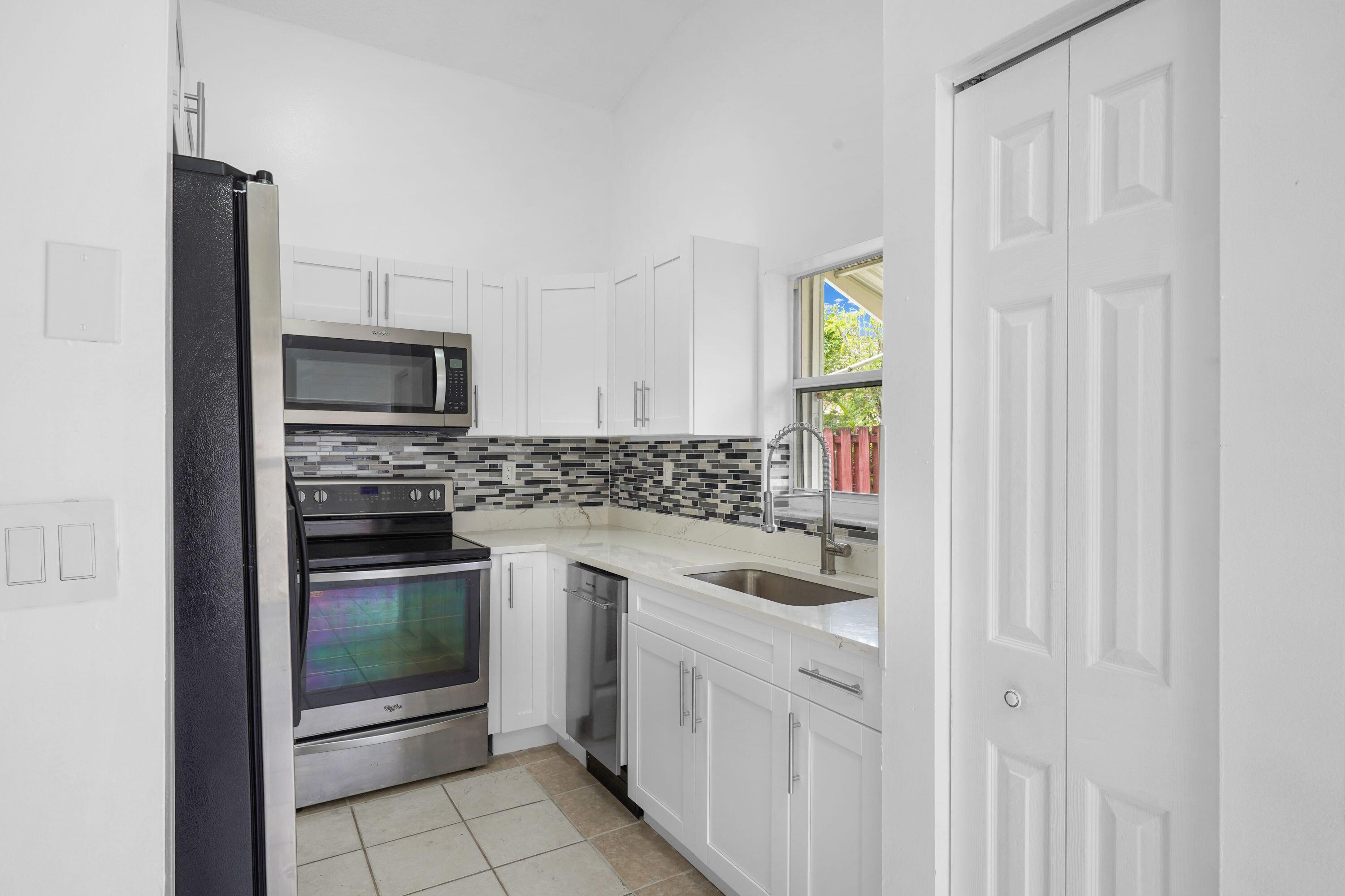 BRIGHTONS MEADOW TRACE - Residential