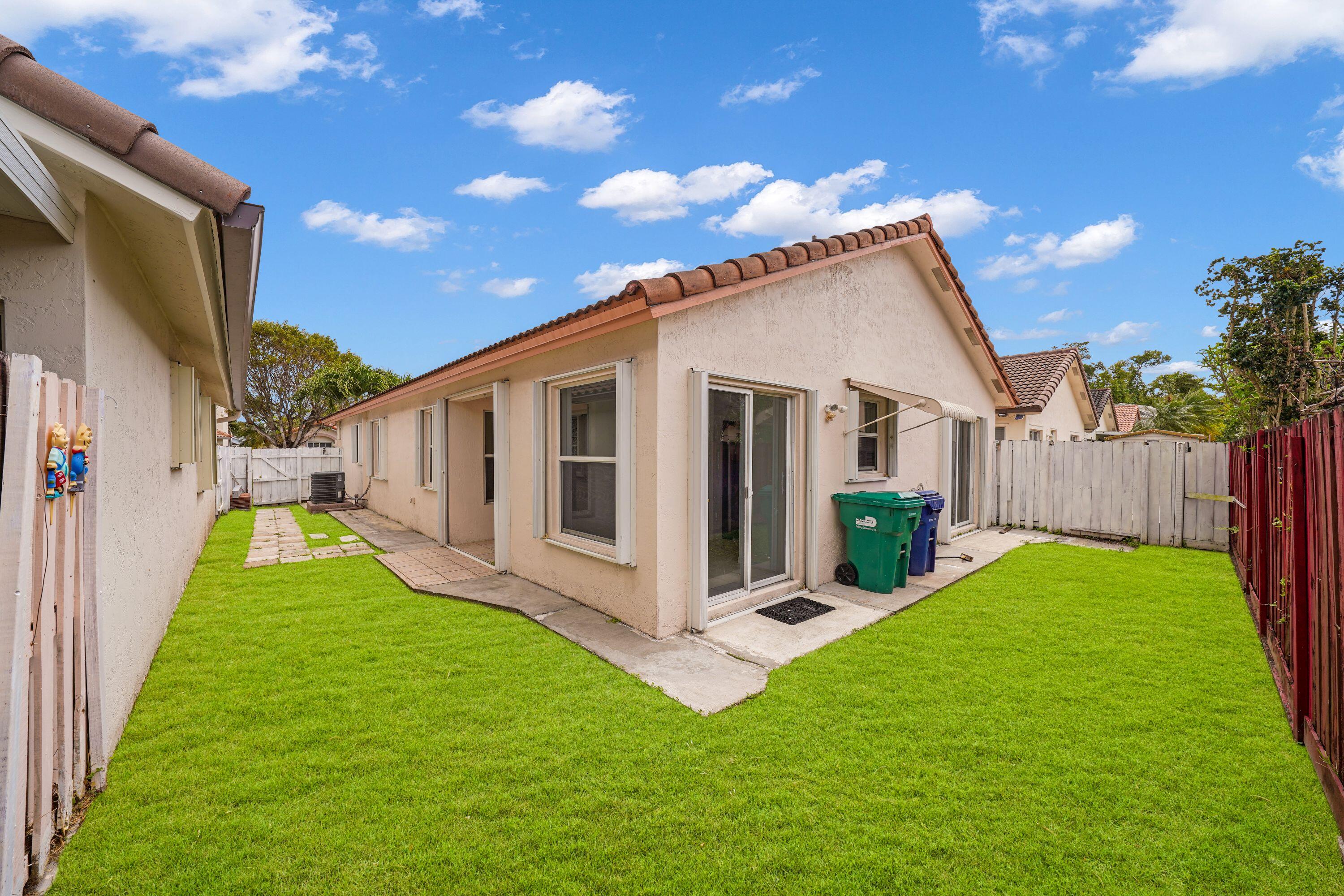 BRIGHTONS MEADOW TRACE - Residential