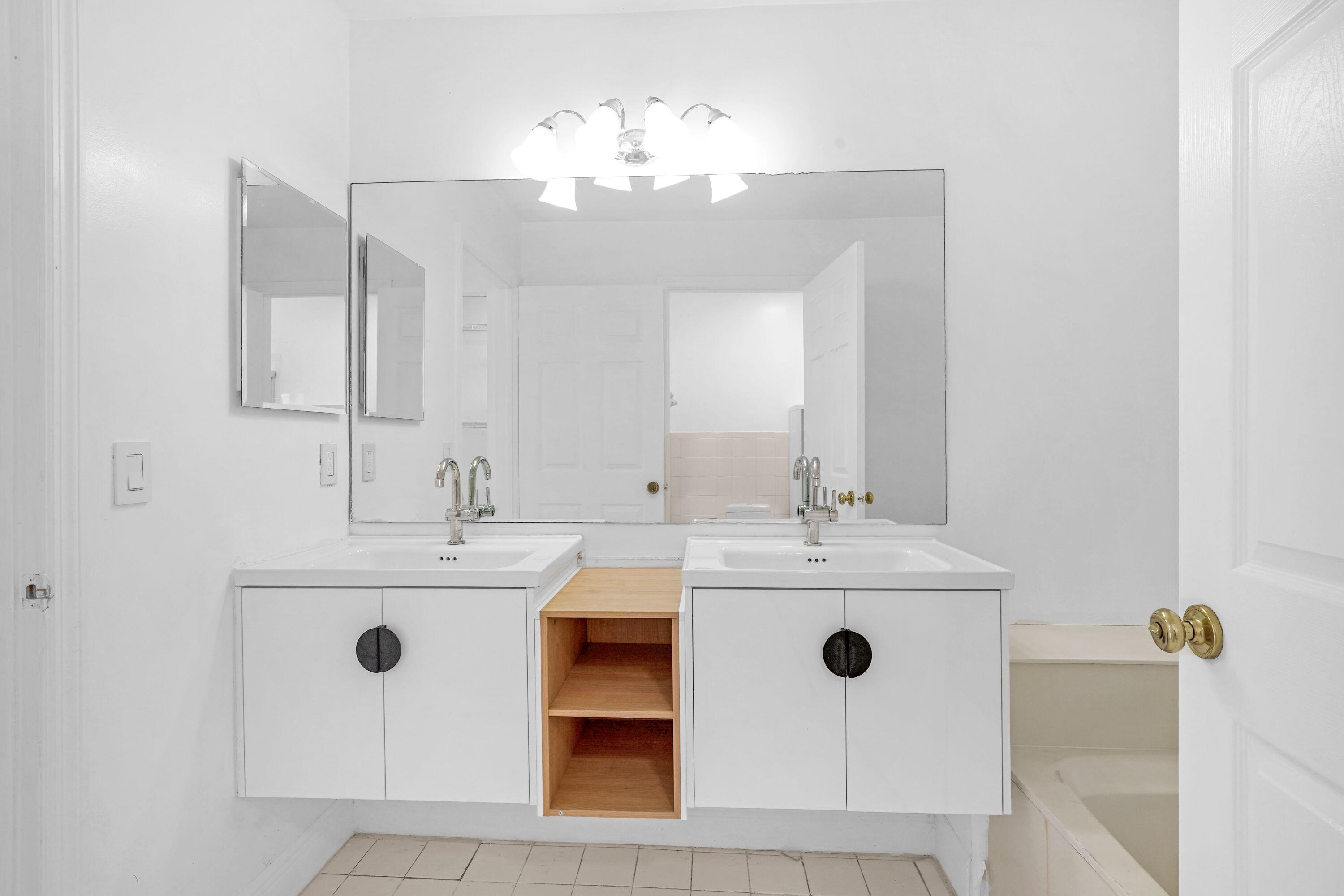 BRIGHTONS MEADOW TRACE - Residential