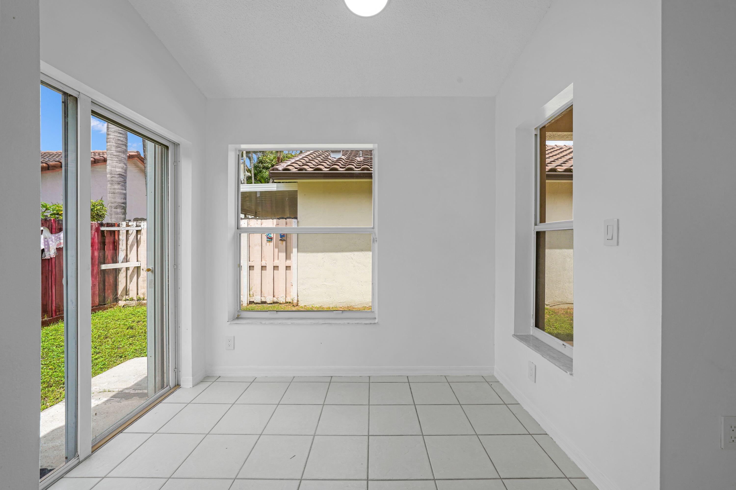 BRIGHTONS MEADOW TRACE - Residential