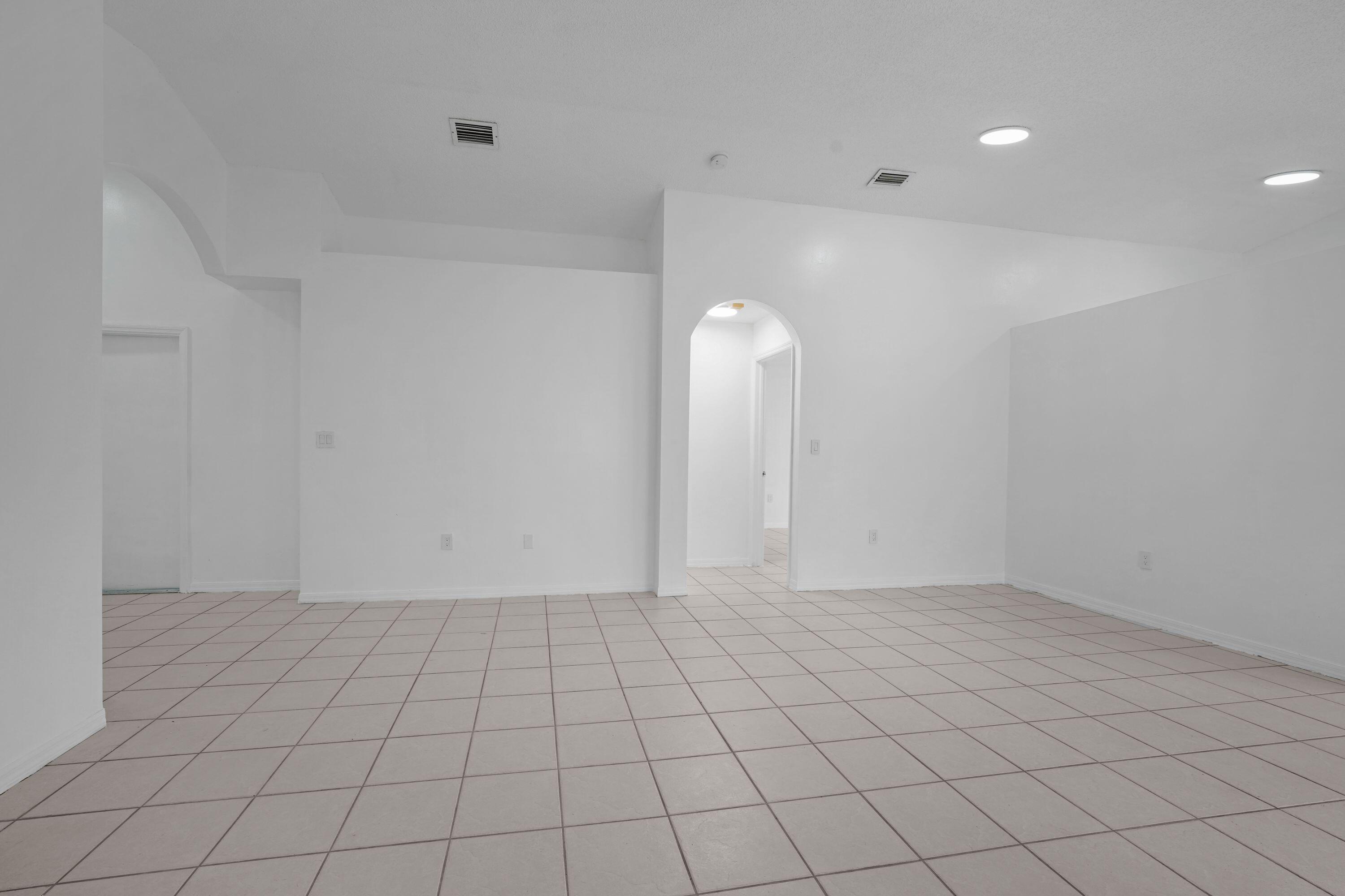 BRIGHTONS MEADOW TRACE - Residential