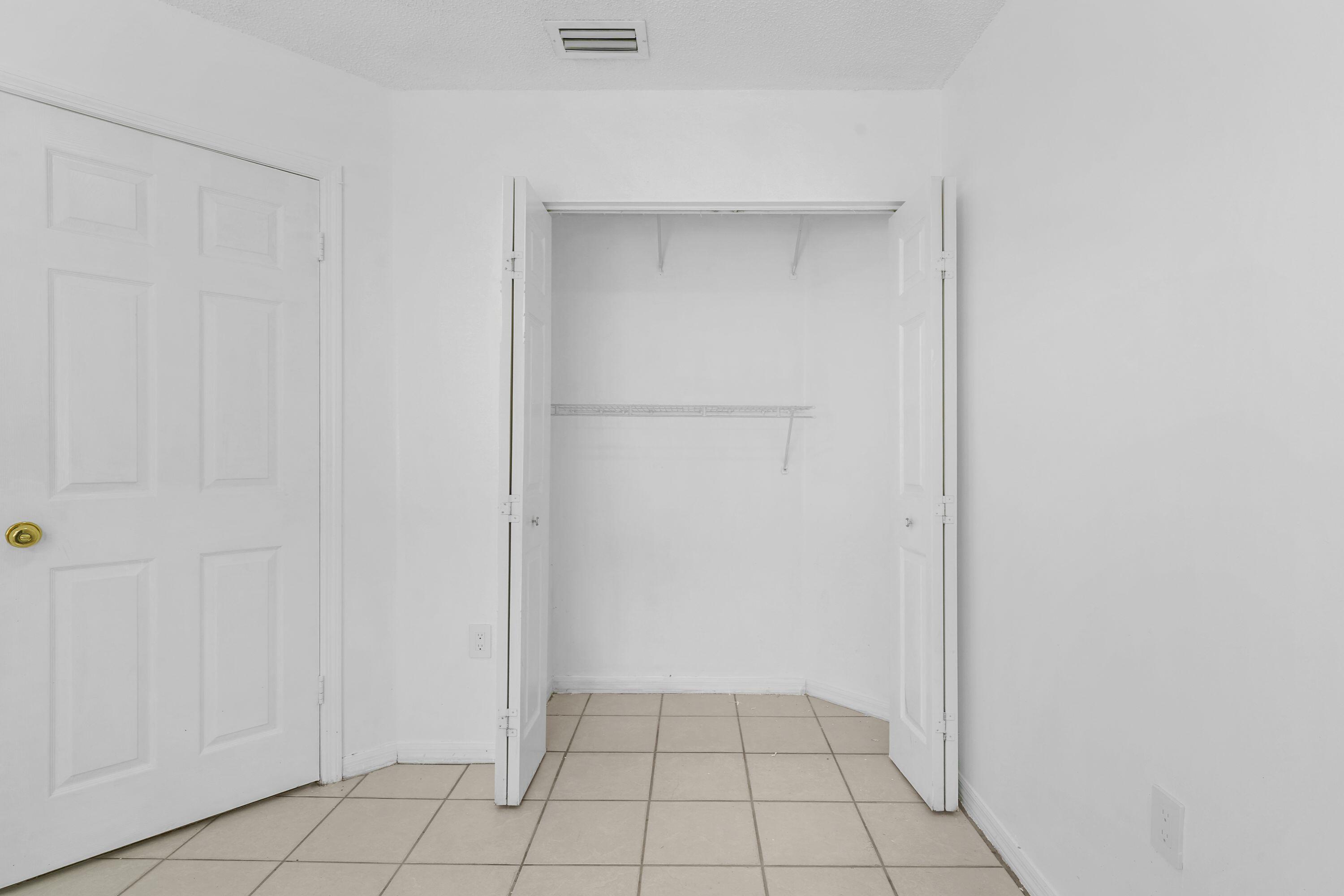 BRIGHTONS MEADOW TRACE - Residential