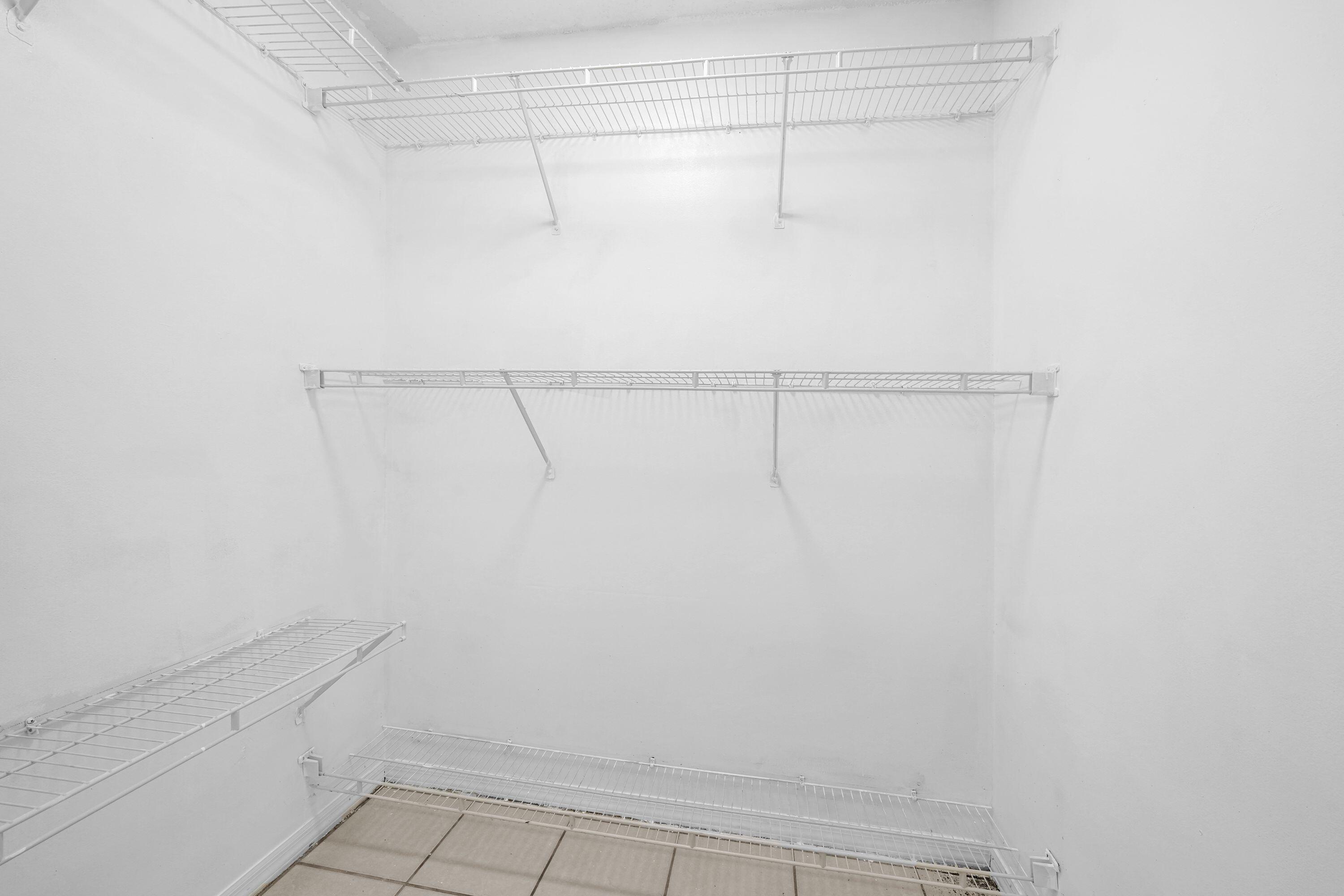 BRIGHTONS MEADOW TRACE - Residential