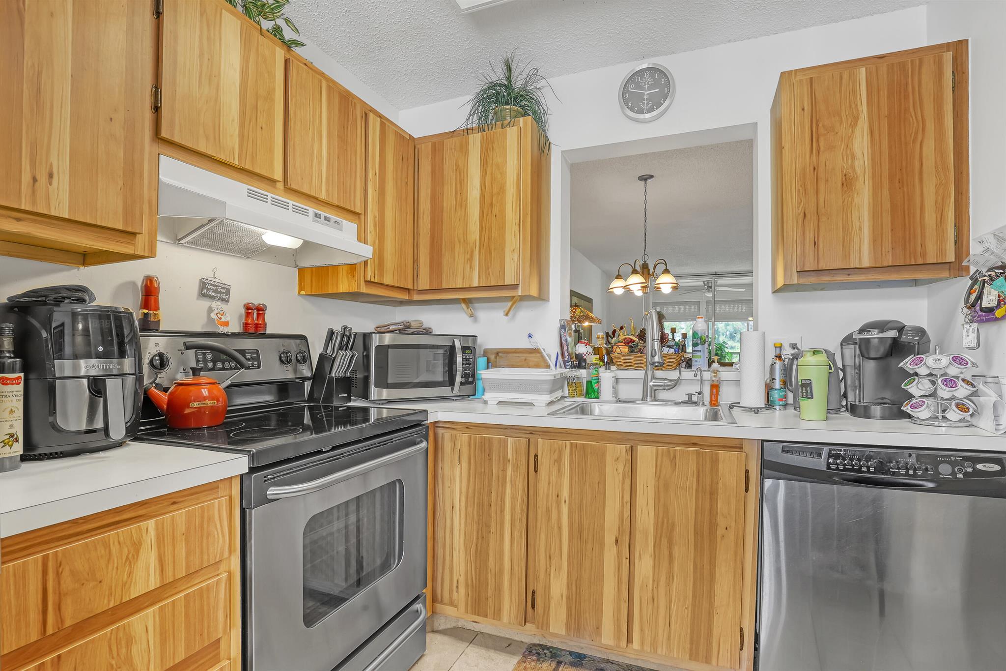 6865 Huntington Lane 208