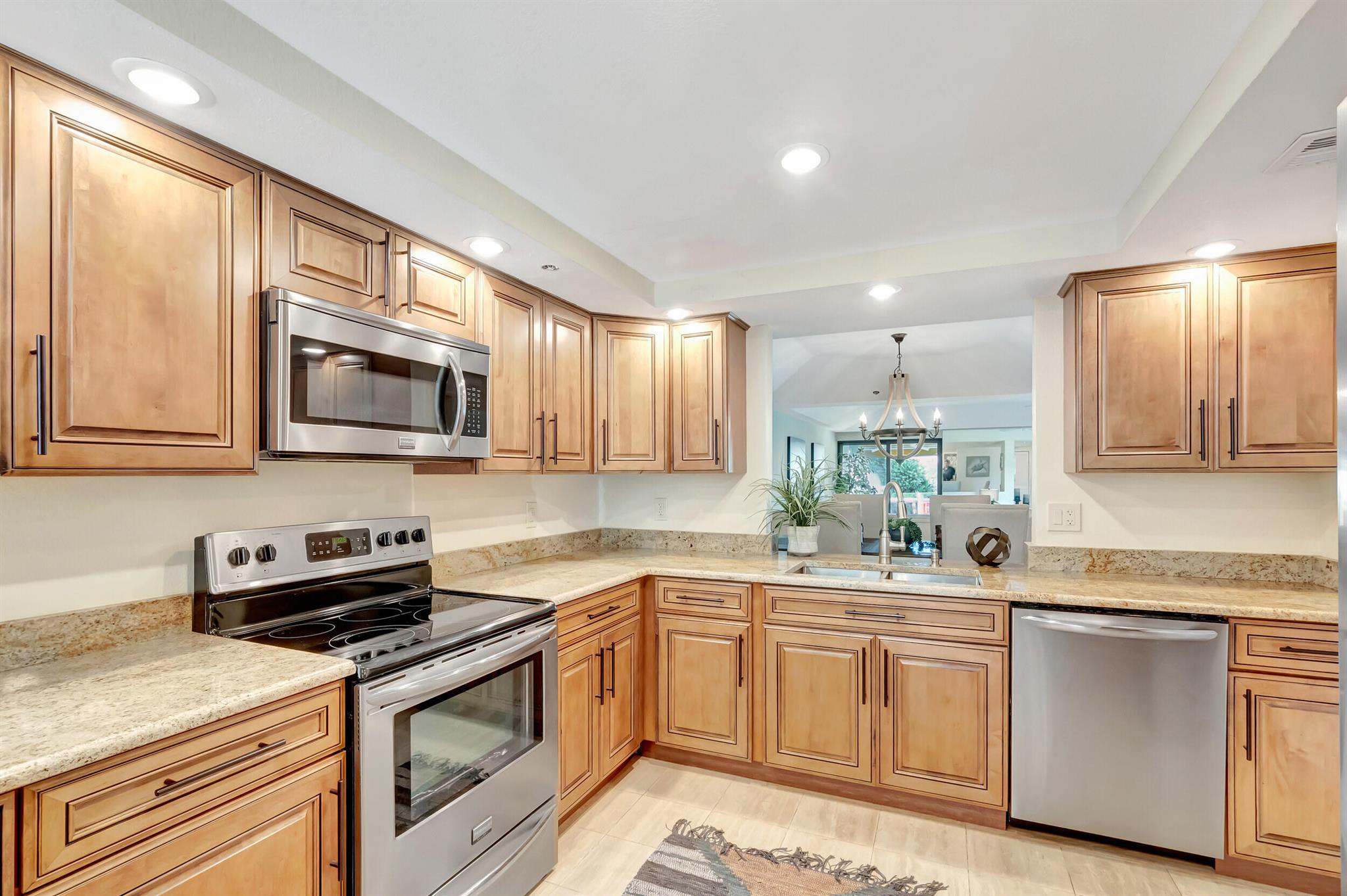 Braemar Isle Condo - Residential