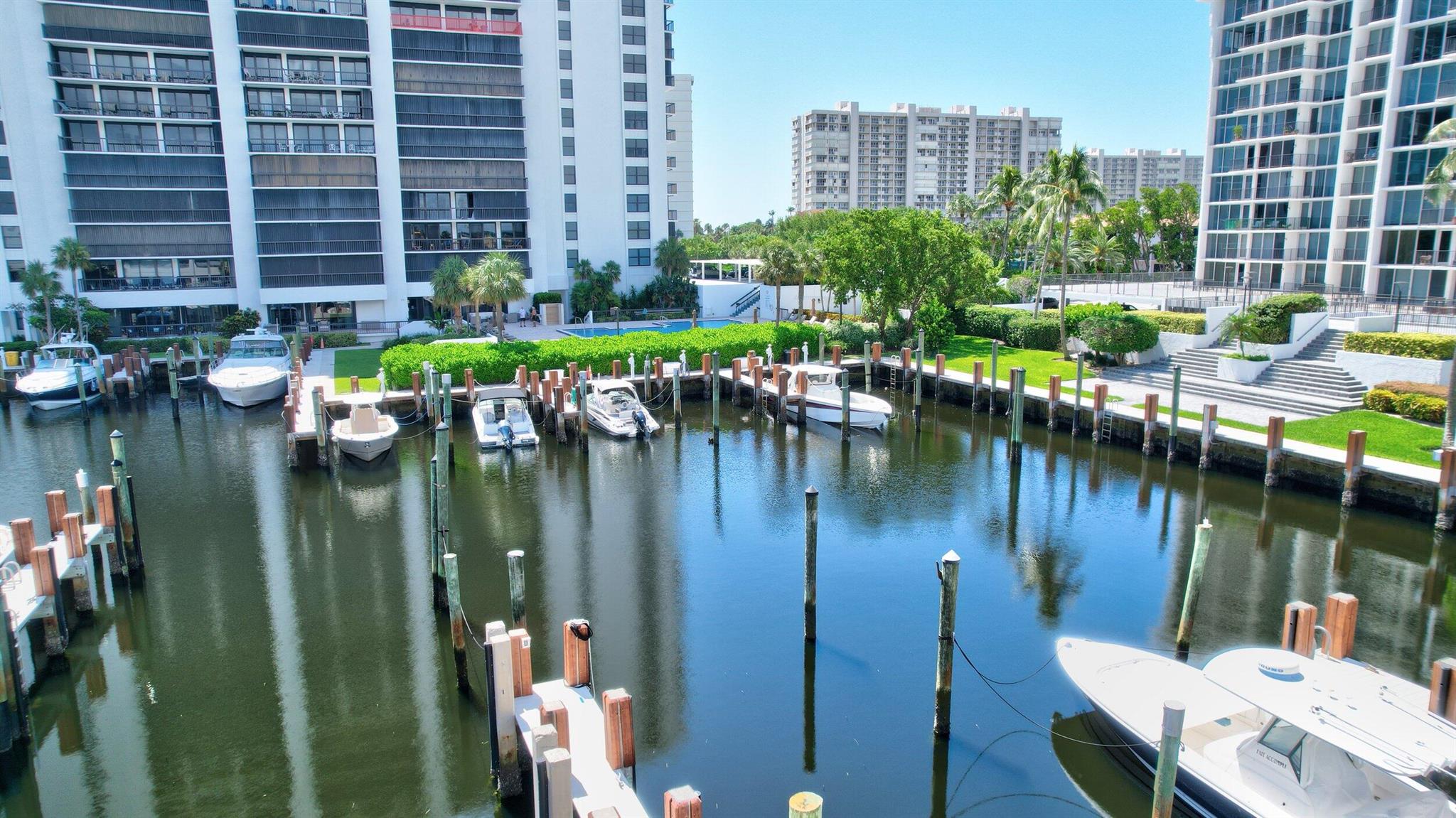 Braemar Isle Condo - Residential
