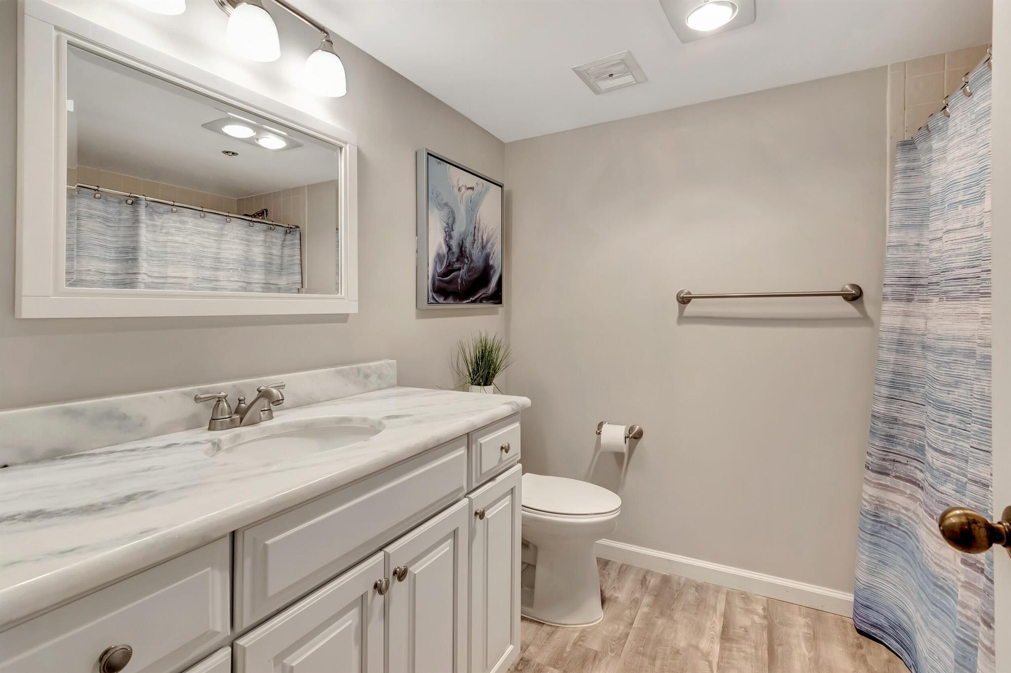 Braemar Isle Condo - Residential