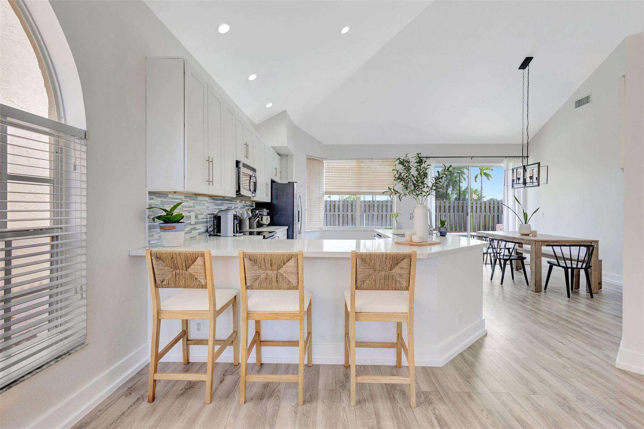 Holiday Spgs East 133-49 - Residential