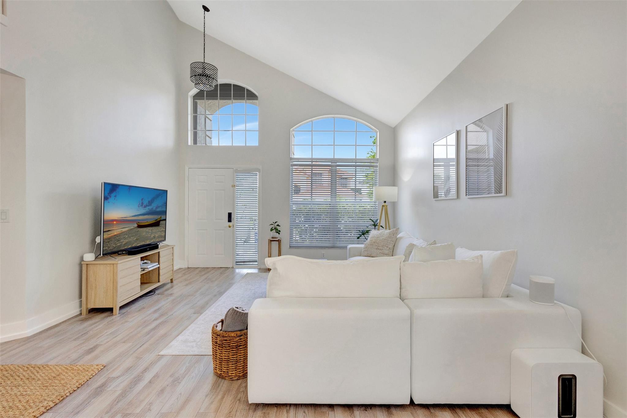 Holiday Spgs East 133-49 - Residential