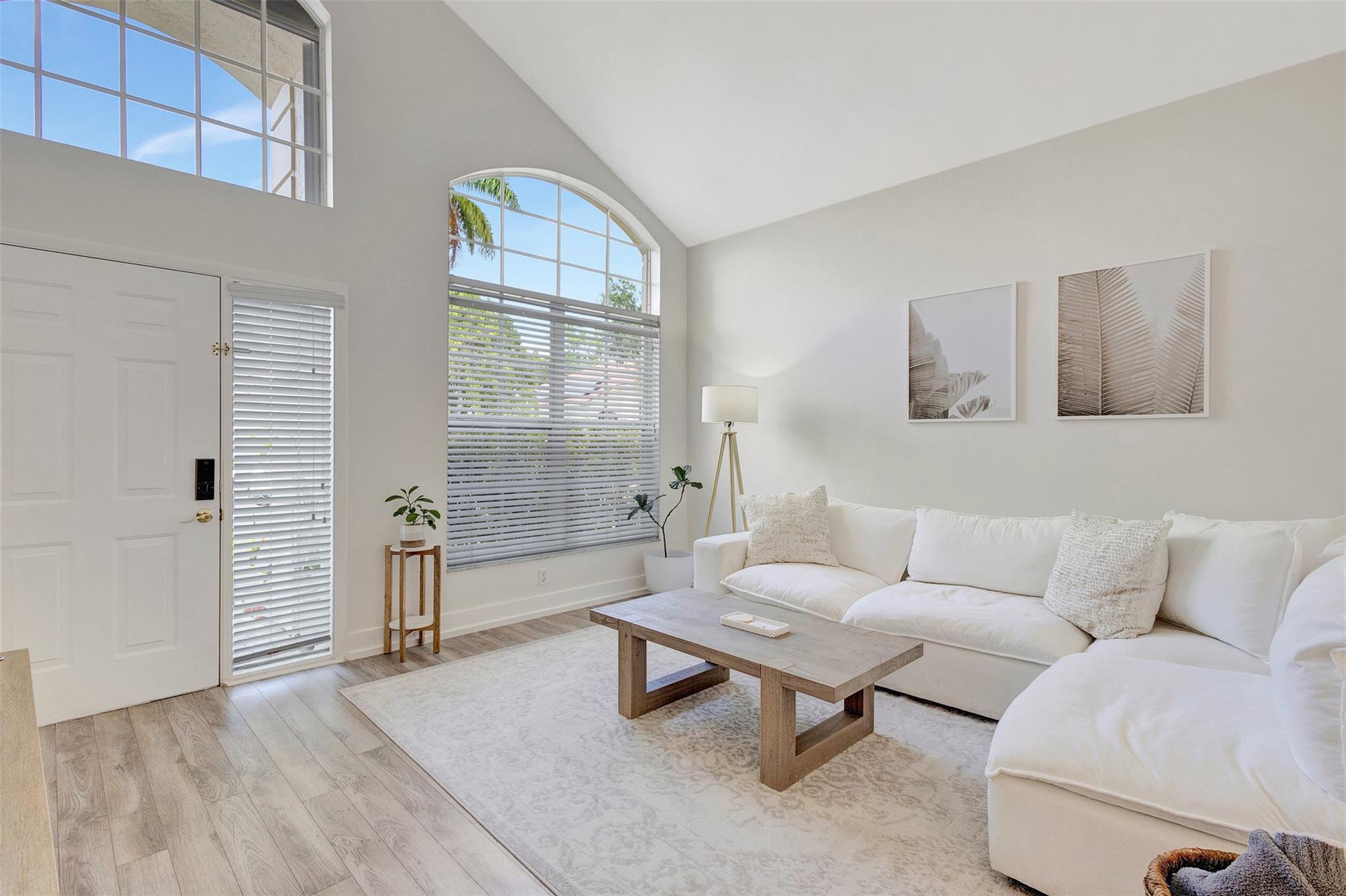 Holiday Spgs East 133-49 - Residential