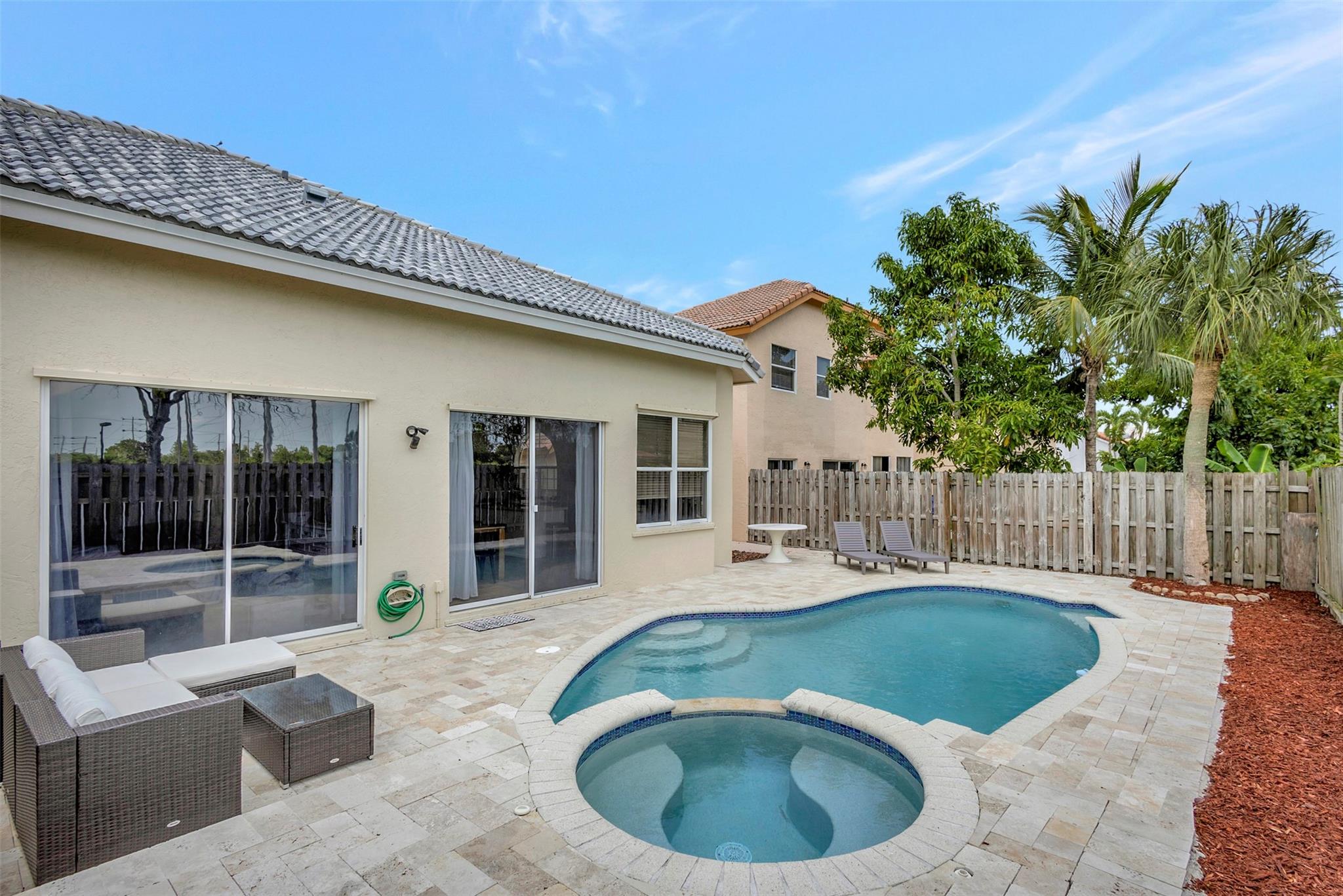 Holiday Spgs East 133-49 - Residential