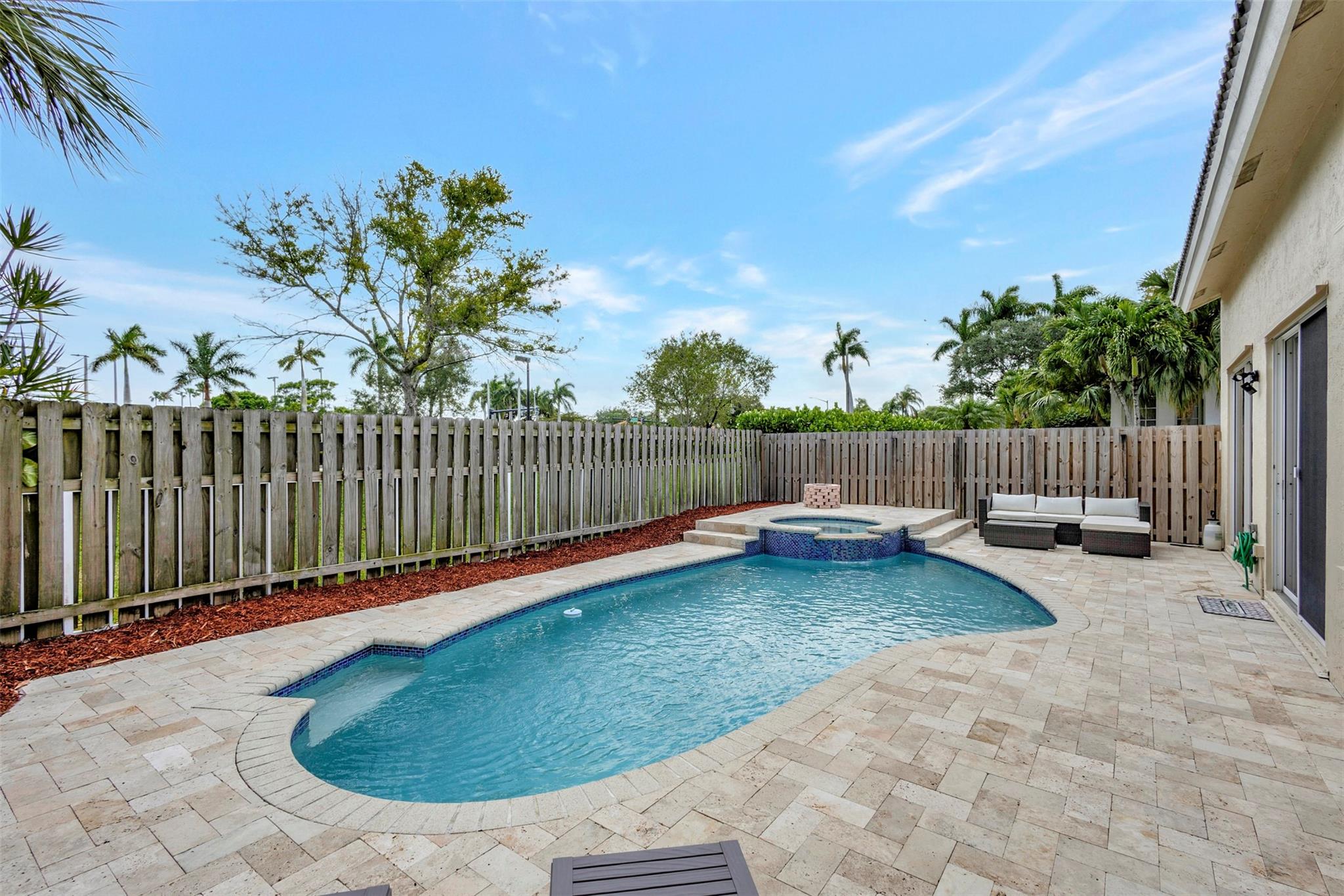Holiday Spgs East 133-49 - Residential