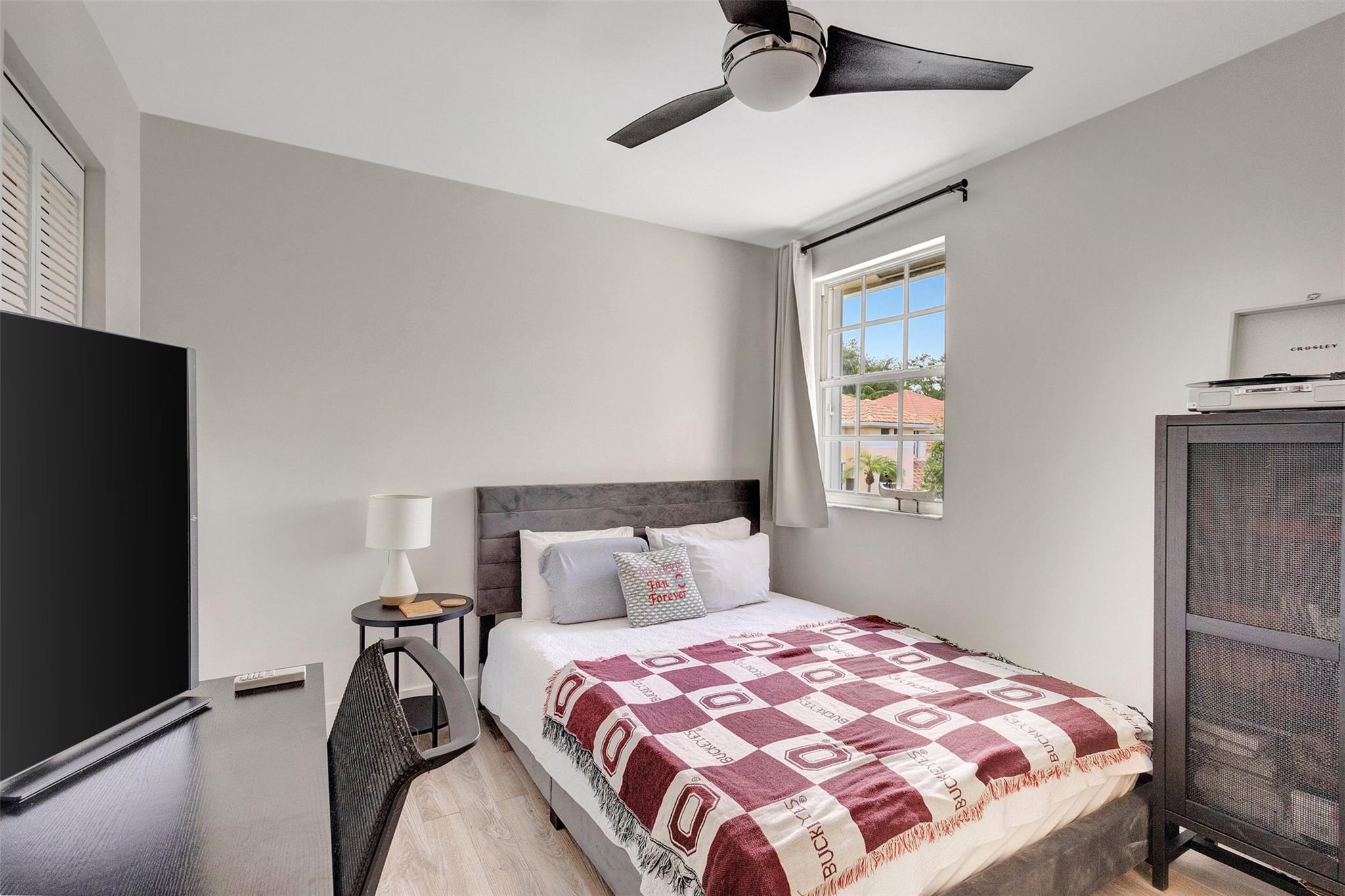 Holiday Spgs East 133-49 - Residential