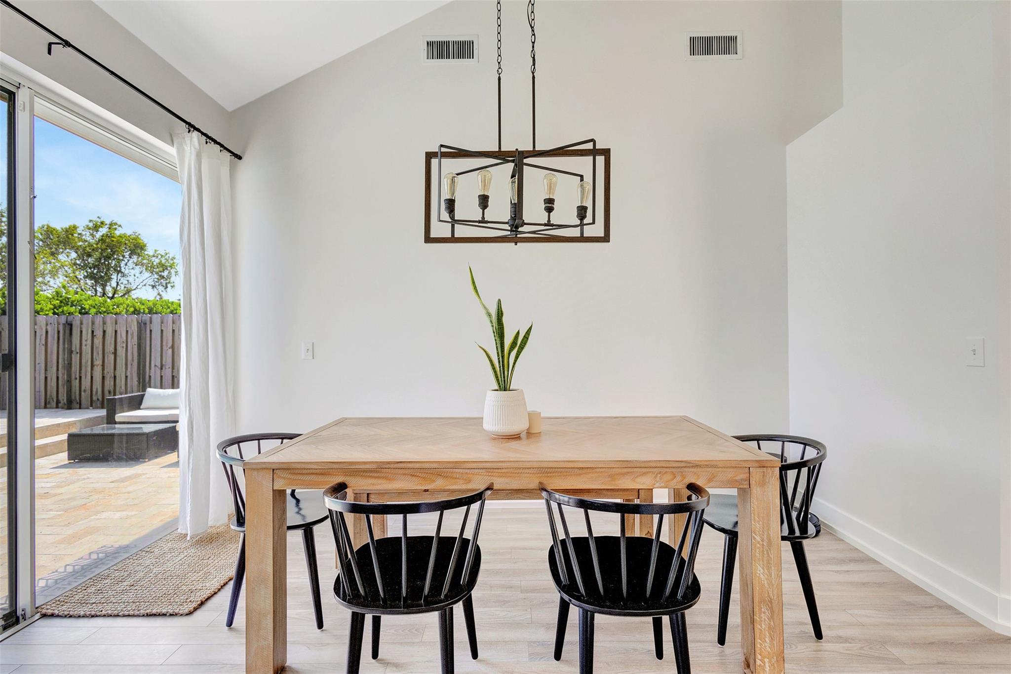 Holiday Spgs East 133-49 - Residential