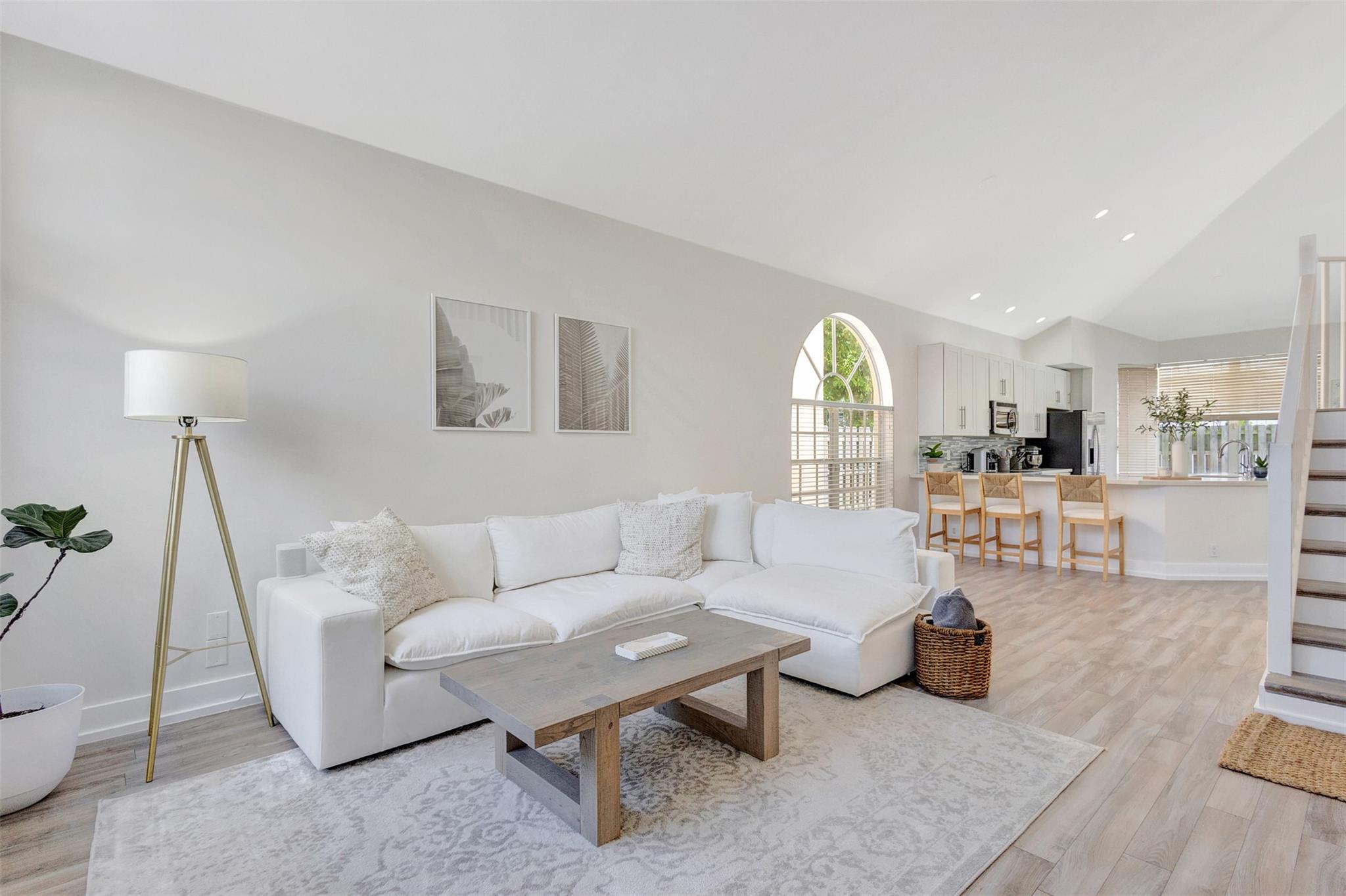 Holiday Spgs East 133-49 - Residential
