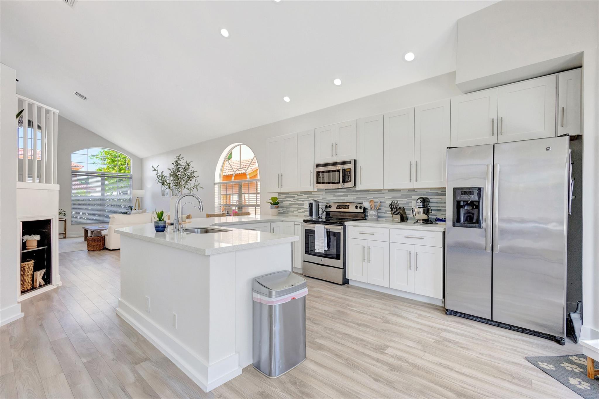 Holiday Spgs East 133-49 - Residential