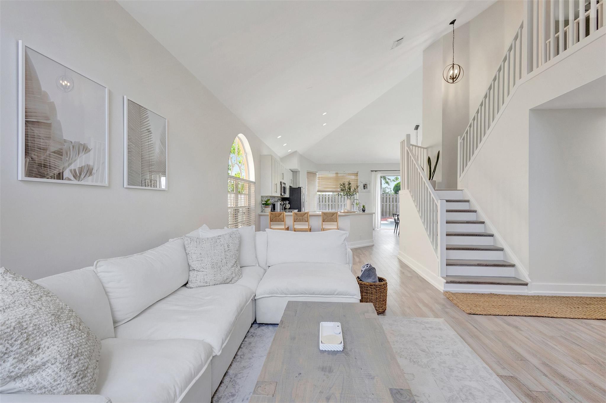 Holiday Spgs East 133-49 - Residential