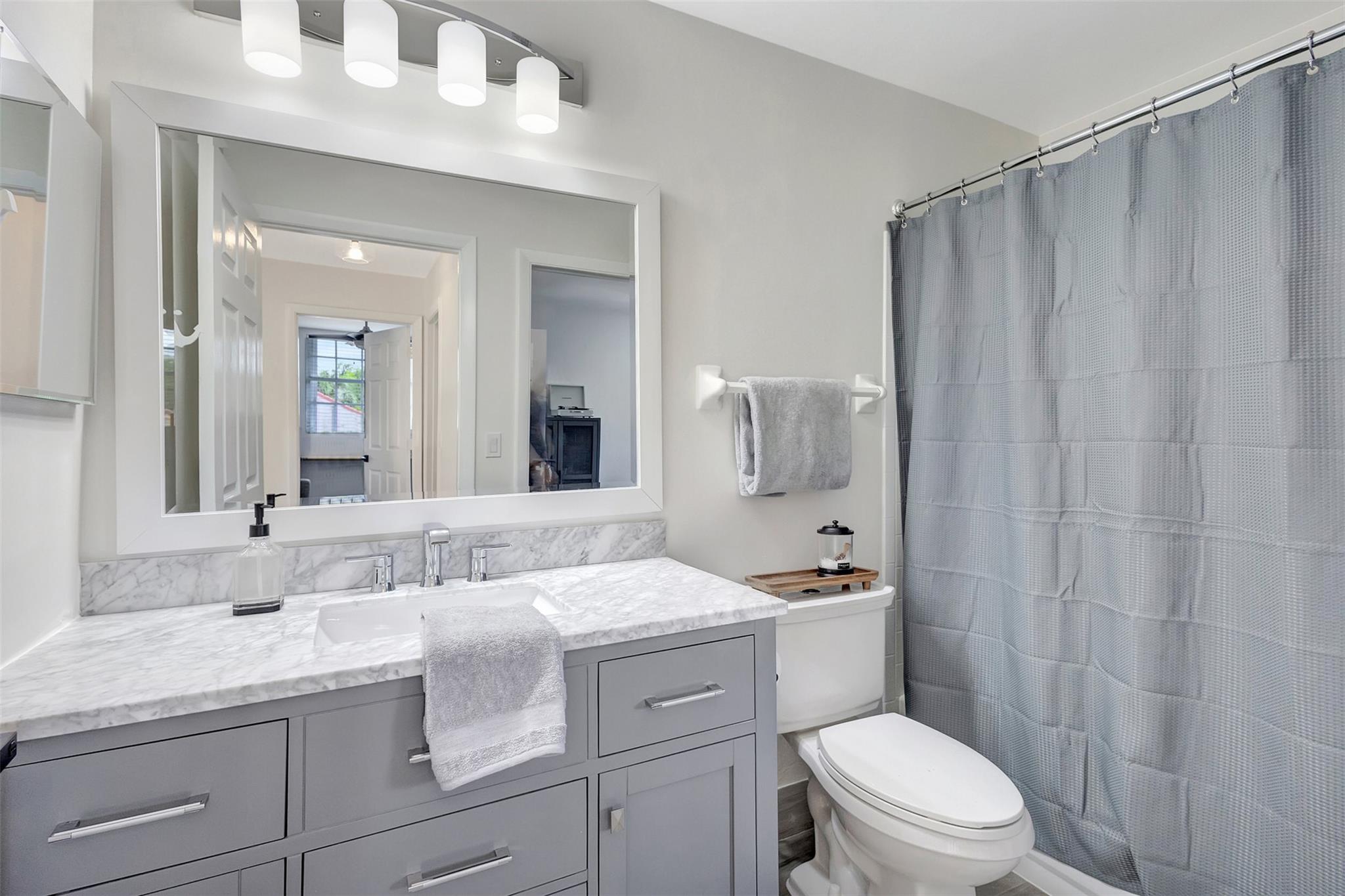 Holiday Spgs East 133-49 - Residential