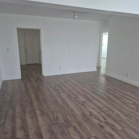 Tiny photo for 1420 NW 5th Avenue, Fort Lauderdale, FL 33311 (MLS # B26048697)