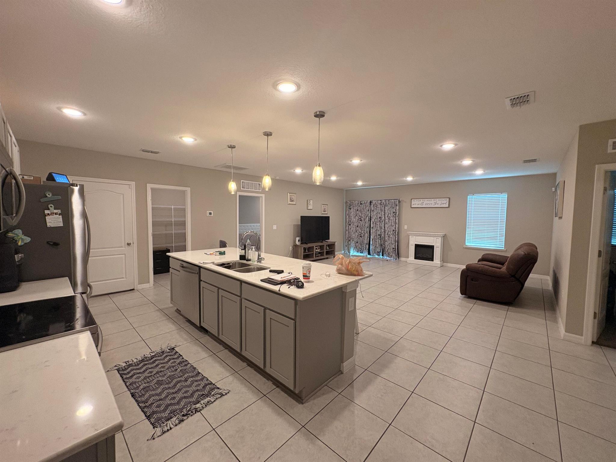 9237 Swiss Road