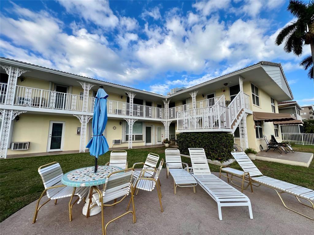 Country Manor Co-Op - Residential Lease