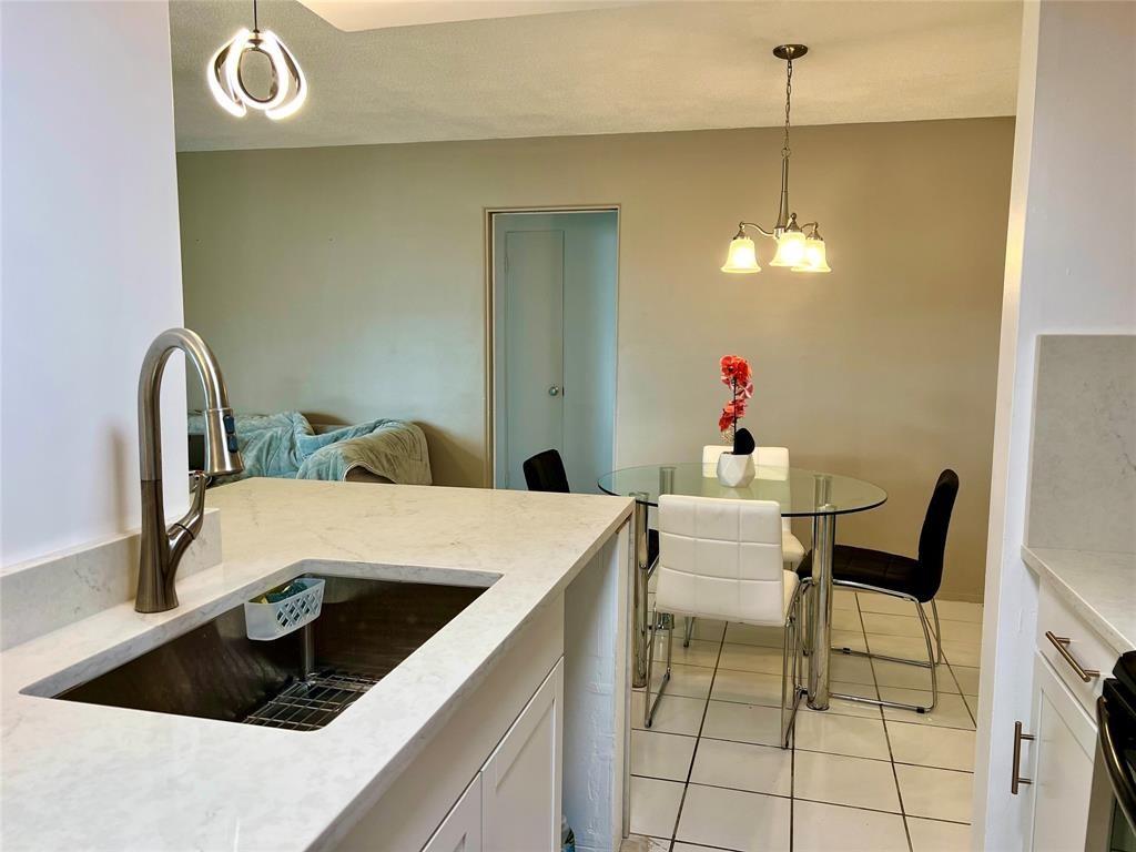 Country Manor Co-Op - Residential Lease