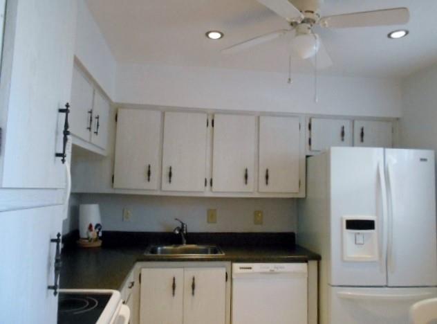 HOLIDAY SPRINGS VILLAGE - Residential