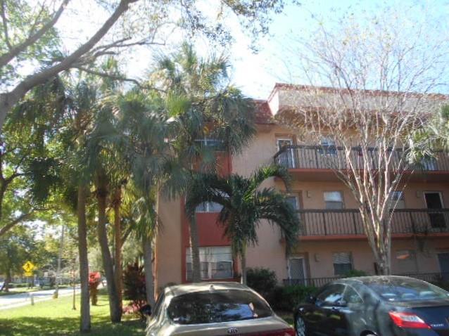 HOLIDAY SPRINGS VILLAGE - Residential