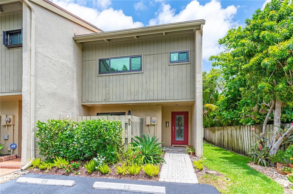 MIDDLE RIVER TOWNHOUSES - Residential Lease