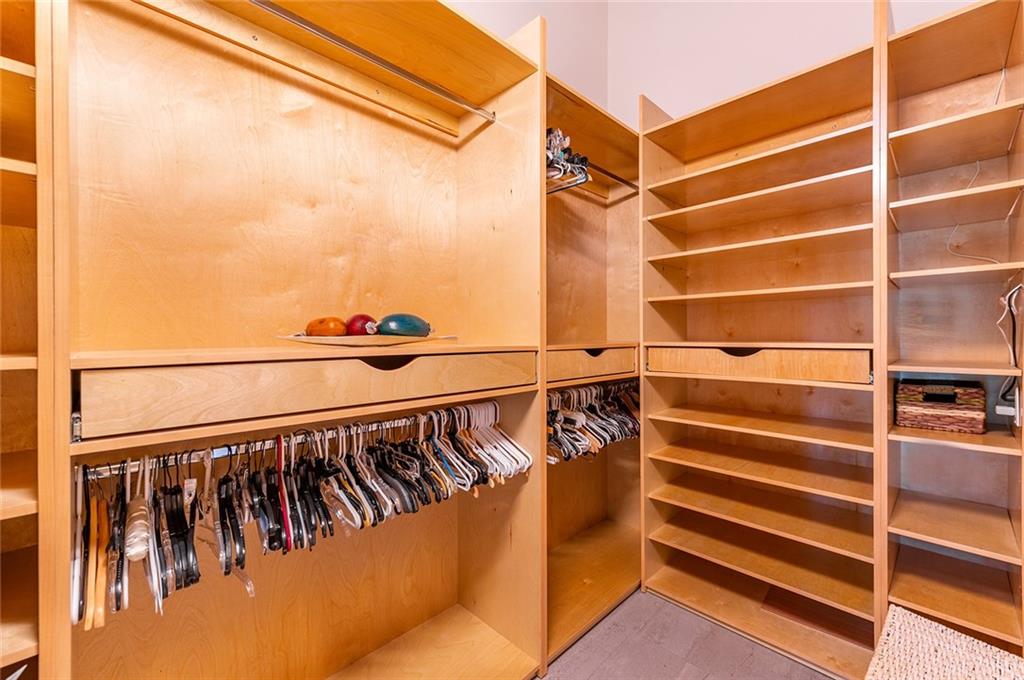 MIDDLE RIVER TOWNHOUSES - Residential Lease