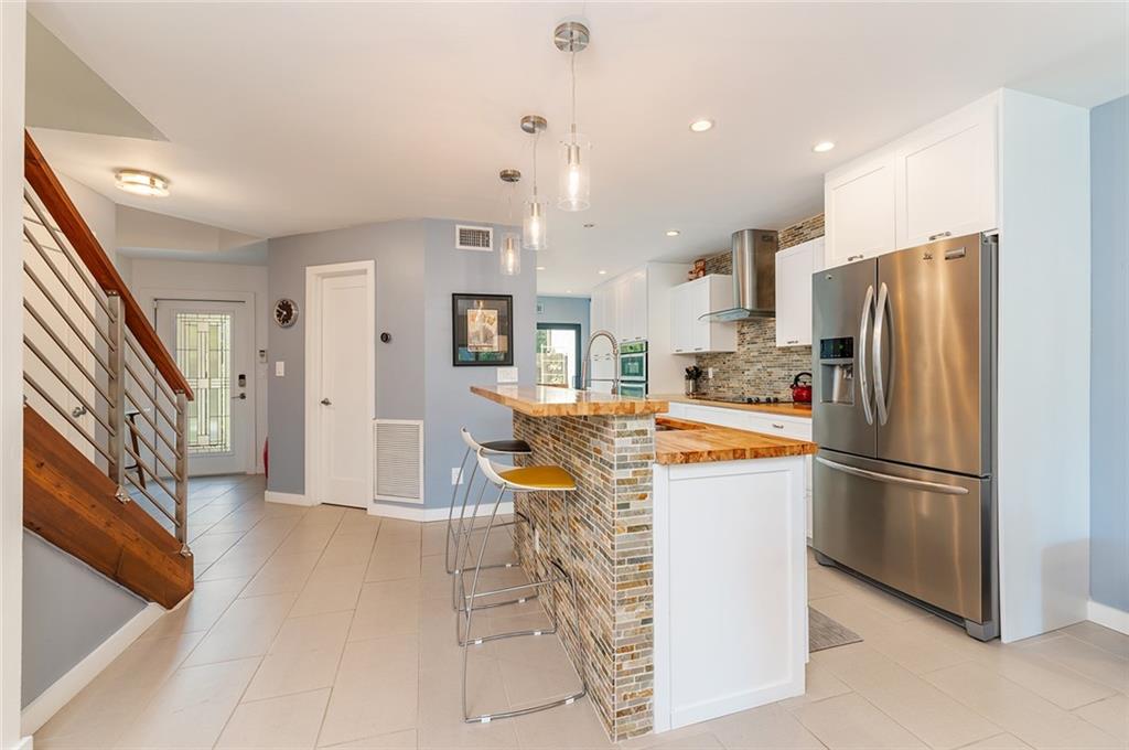 MIDDLE RIVER TOWNHOUSES - Residential Lease