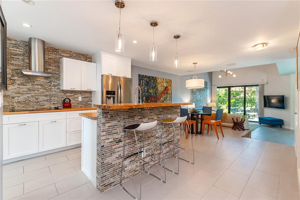 MIDDLE RIVER TOWNHOUSES - Residential Lease