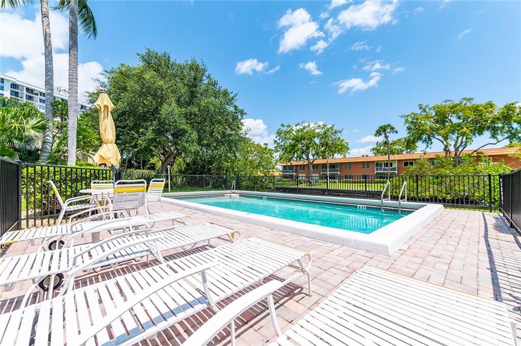 MIDDLE RIVER TOWNHOUSES - Residential Lease