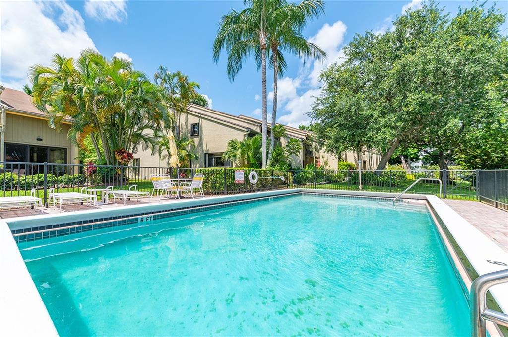 MIDDLE RIVER TOWNHOUSES - Residential Lease