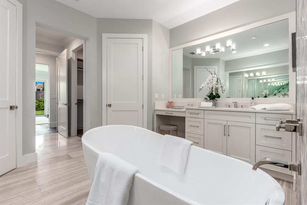 Jupiter Inlet Colony - Residential