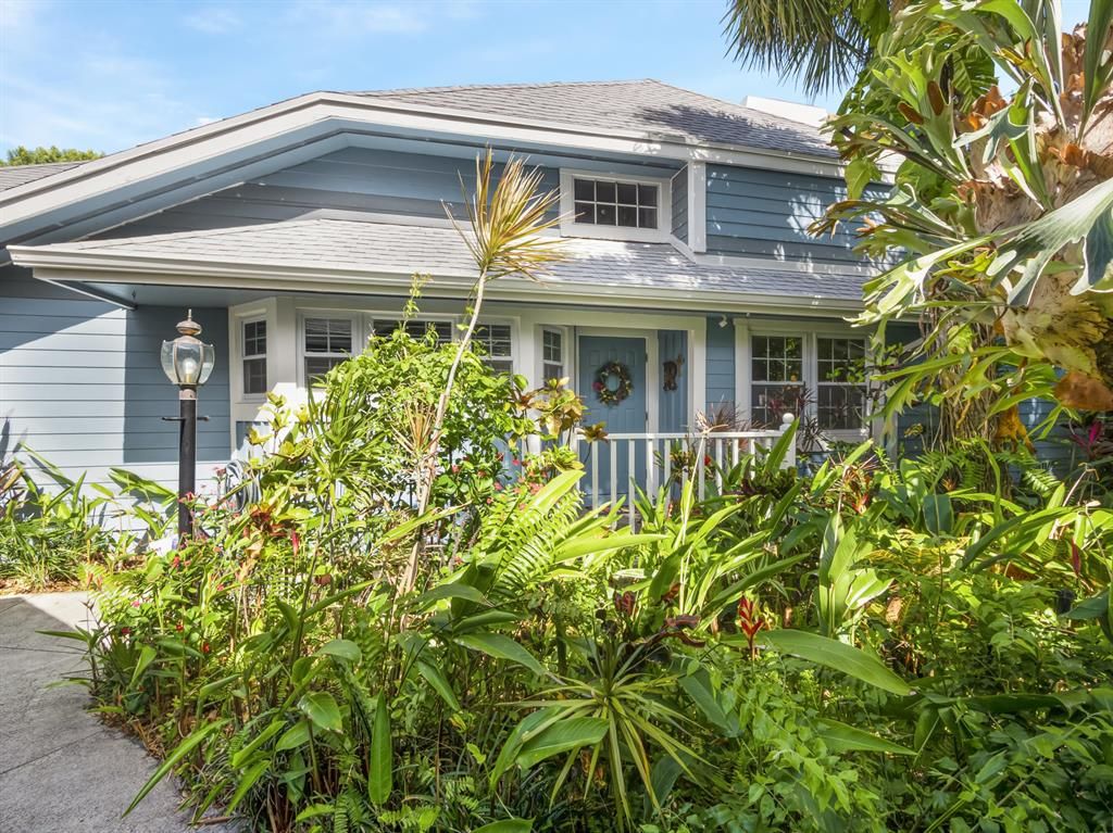 Photo of 708 Ocean Dunes Circle, Jupiter, FL 33477 (MLS # R10718267)