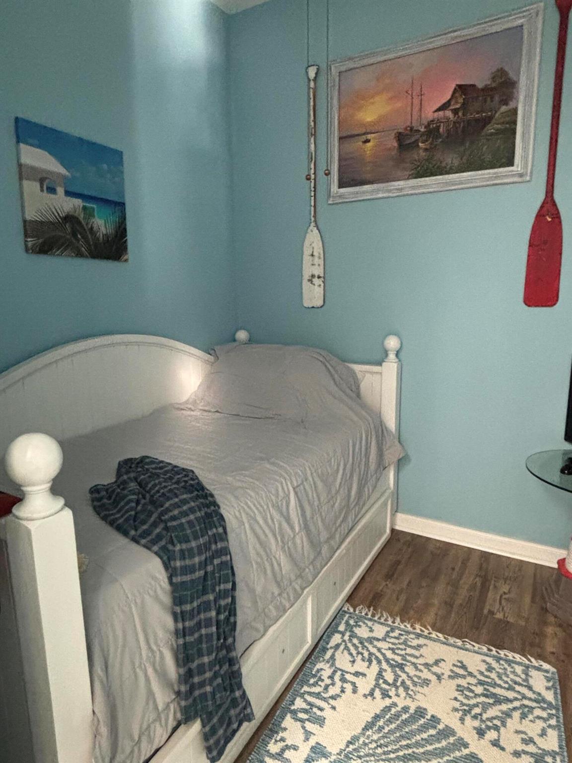 HARBOUR ISLE AT HUTCHINSO - Residential