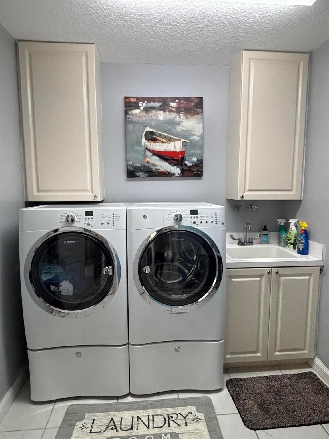 HARBOUR ISLE AT HUTCHINSO - Residential