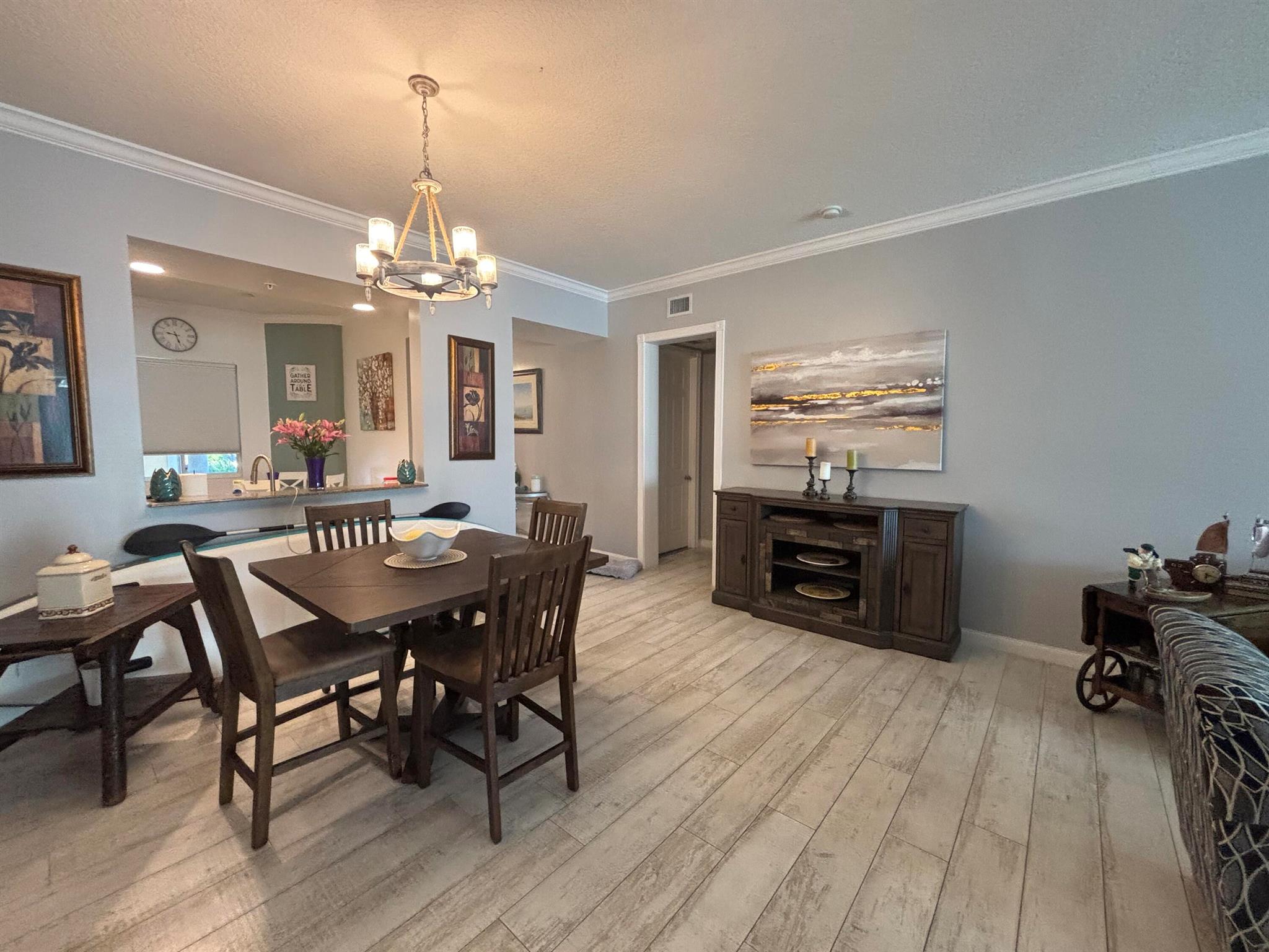 HARBOUR ISLE AT HUTCHINSO - Residential