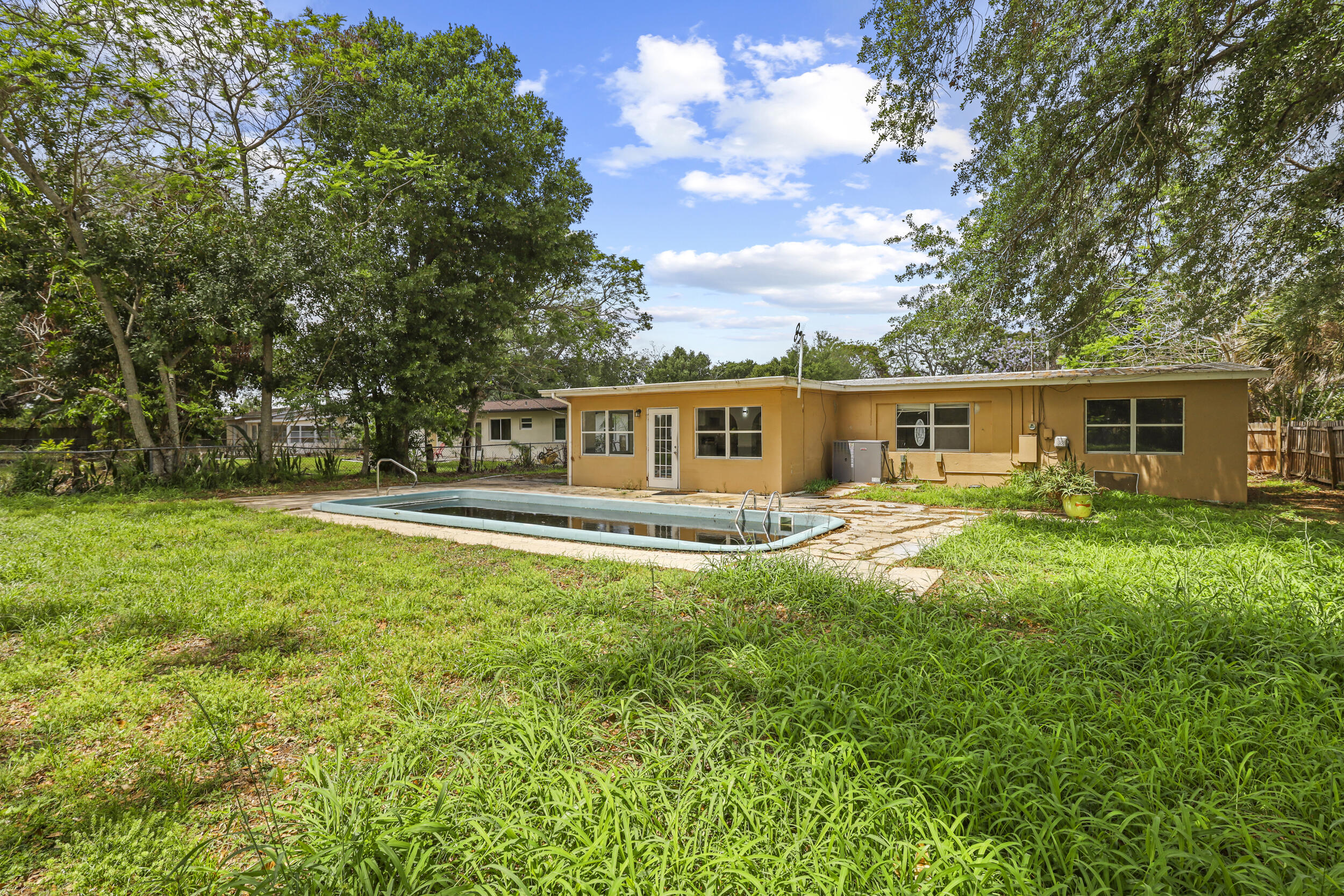 PORT ST LUCIE SECTION 27 - Residential