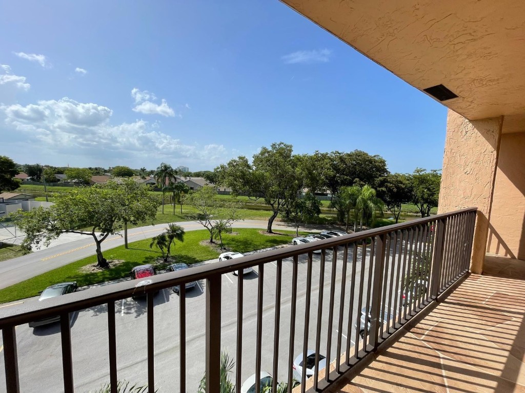 Sunrise Lakes Phase IV - Residential