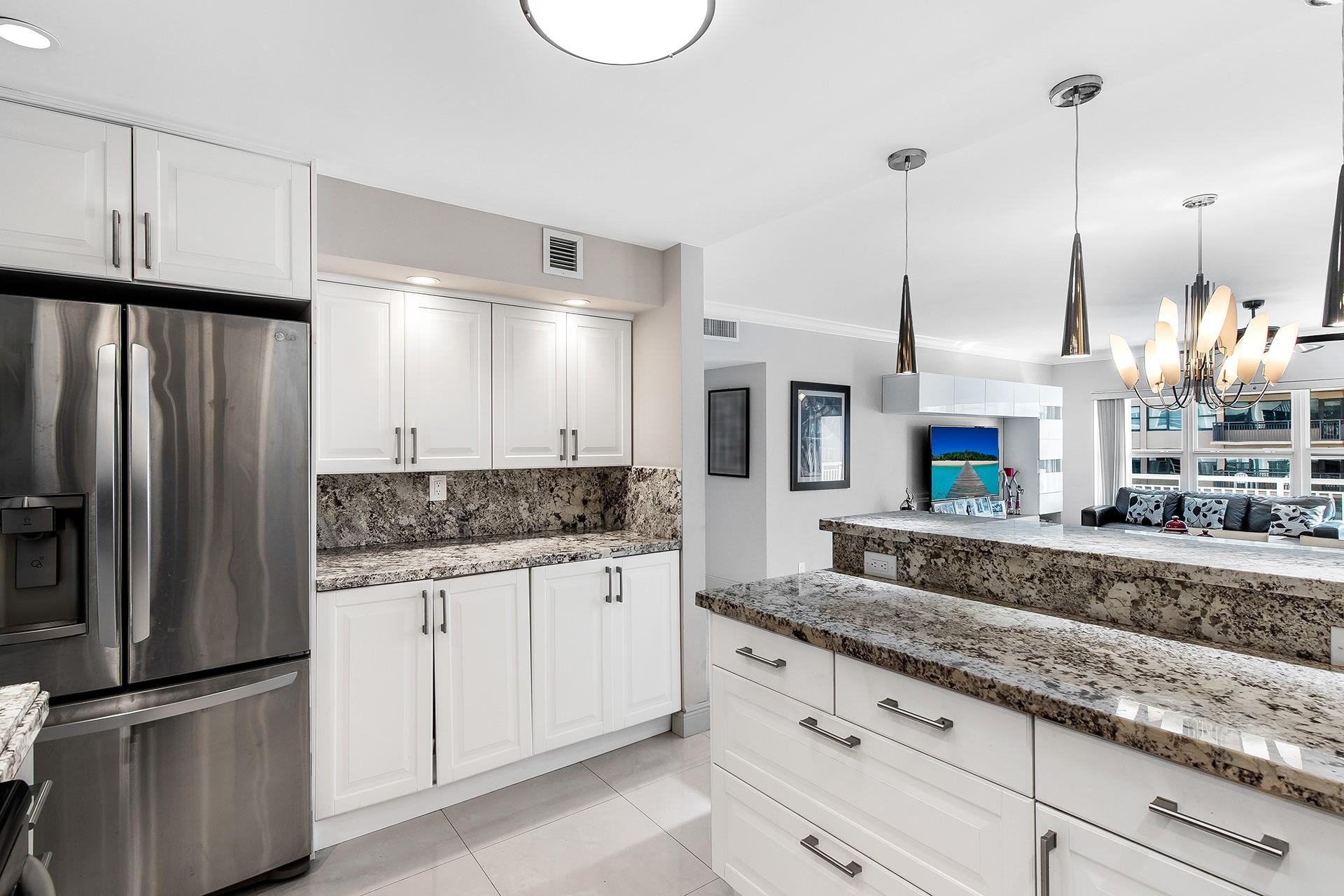 Regency Tower Condo - Residential Lease