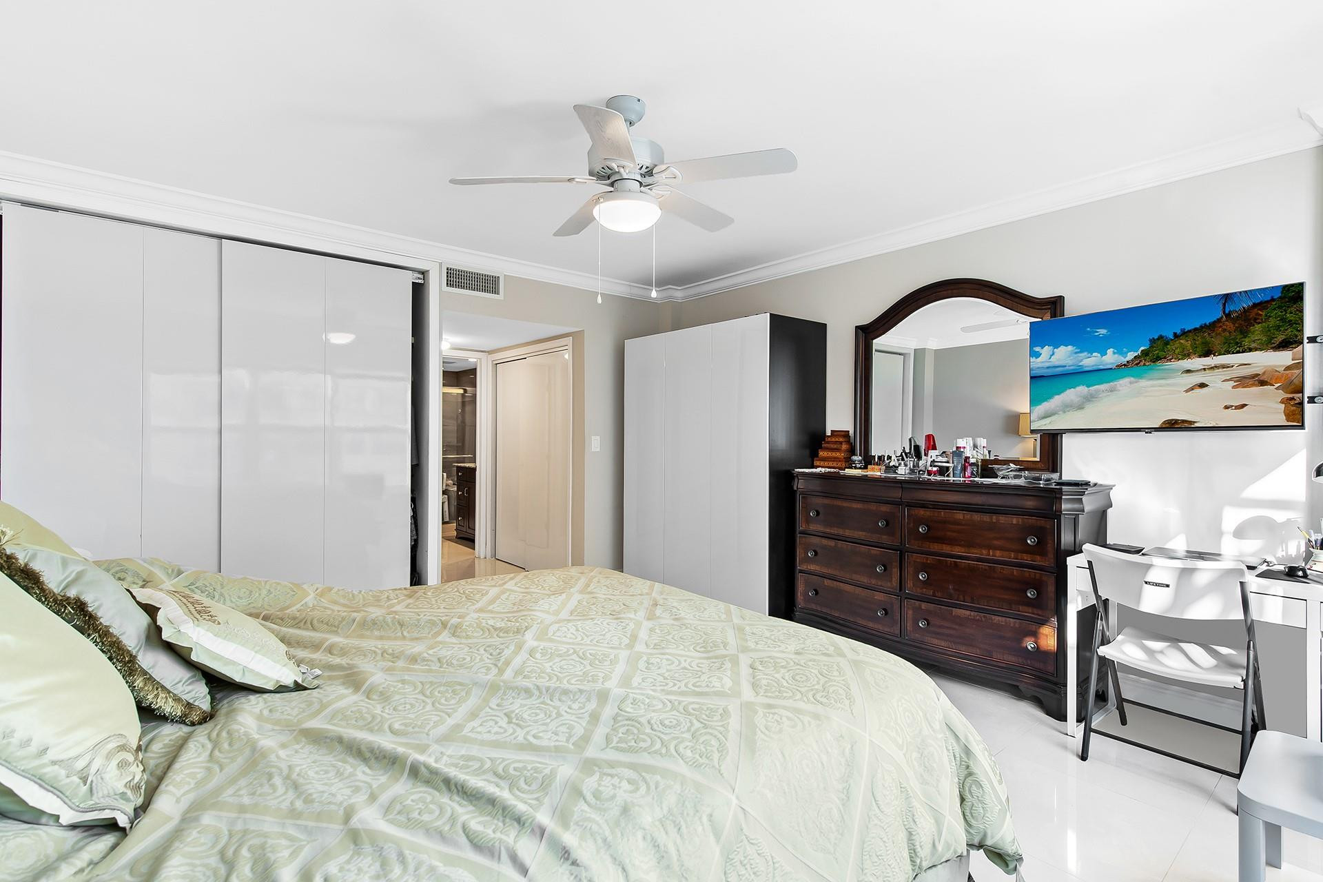 Regency Tower Condo - Residential Lease