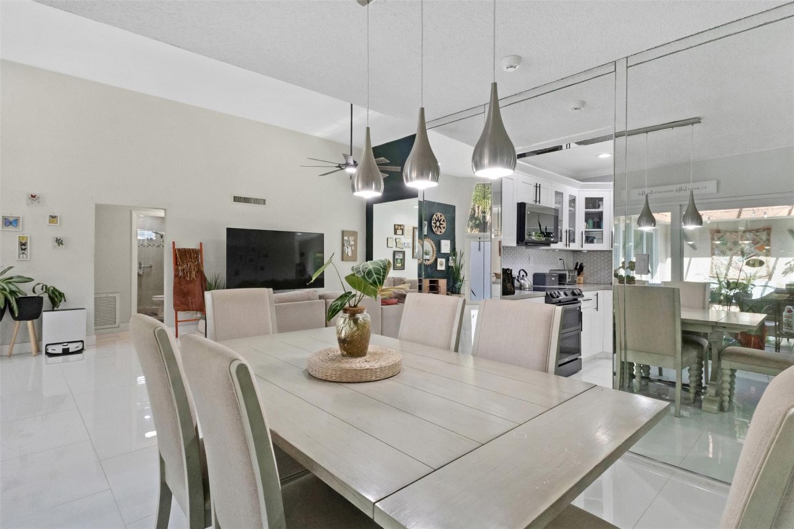 WOODLANDS SEC SEVEN - Residential