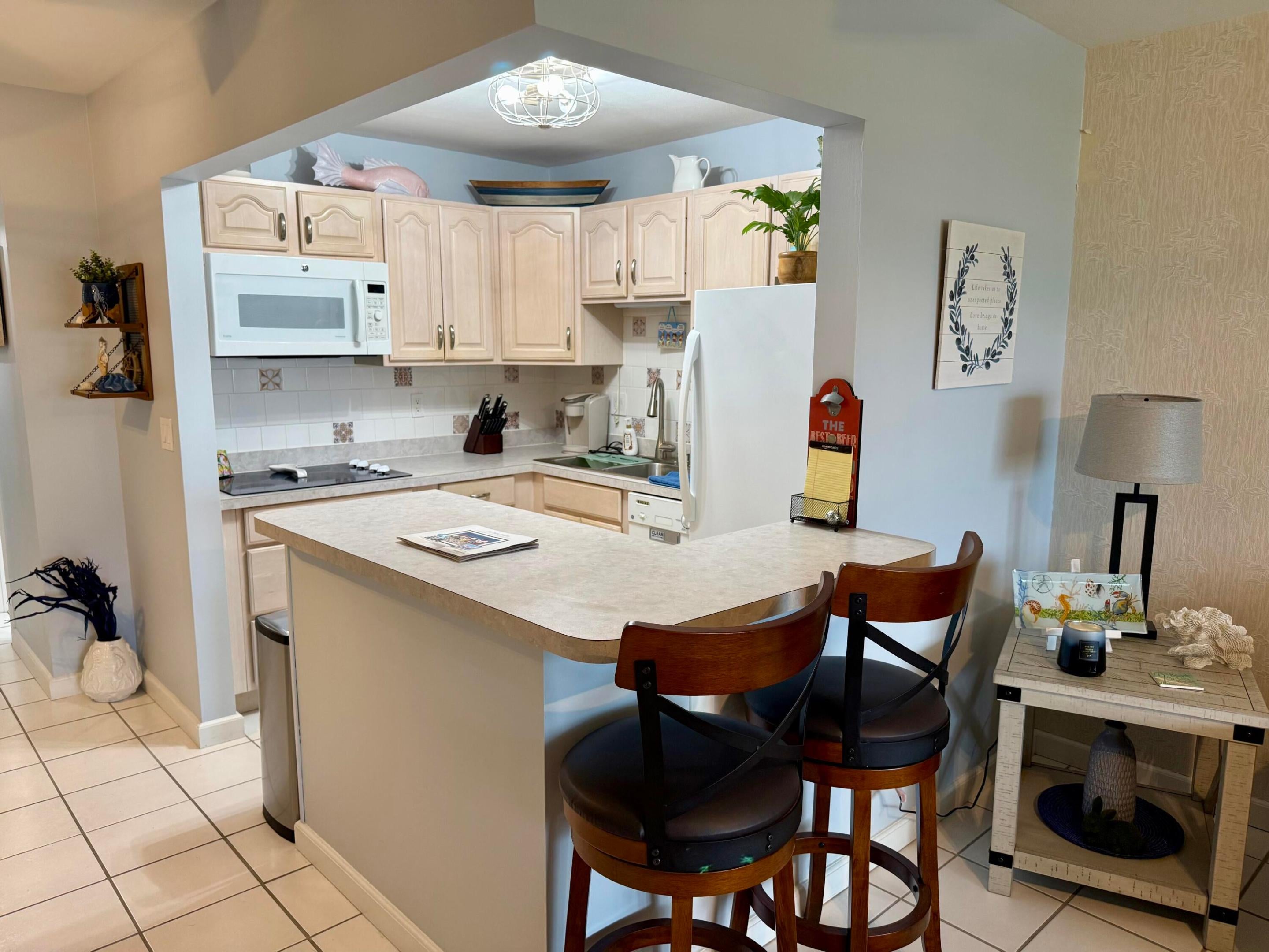110 Shore Court 106