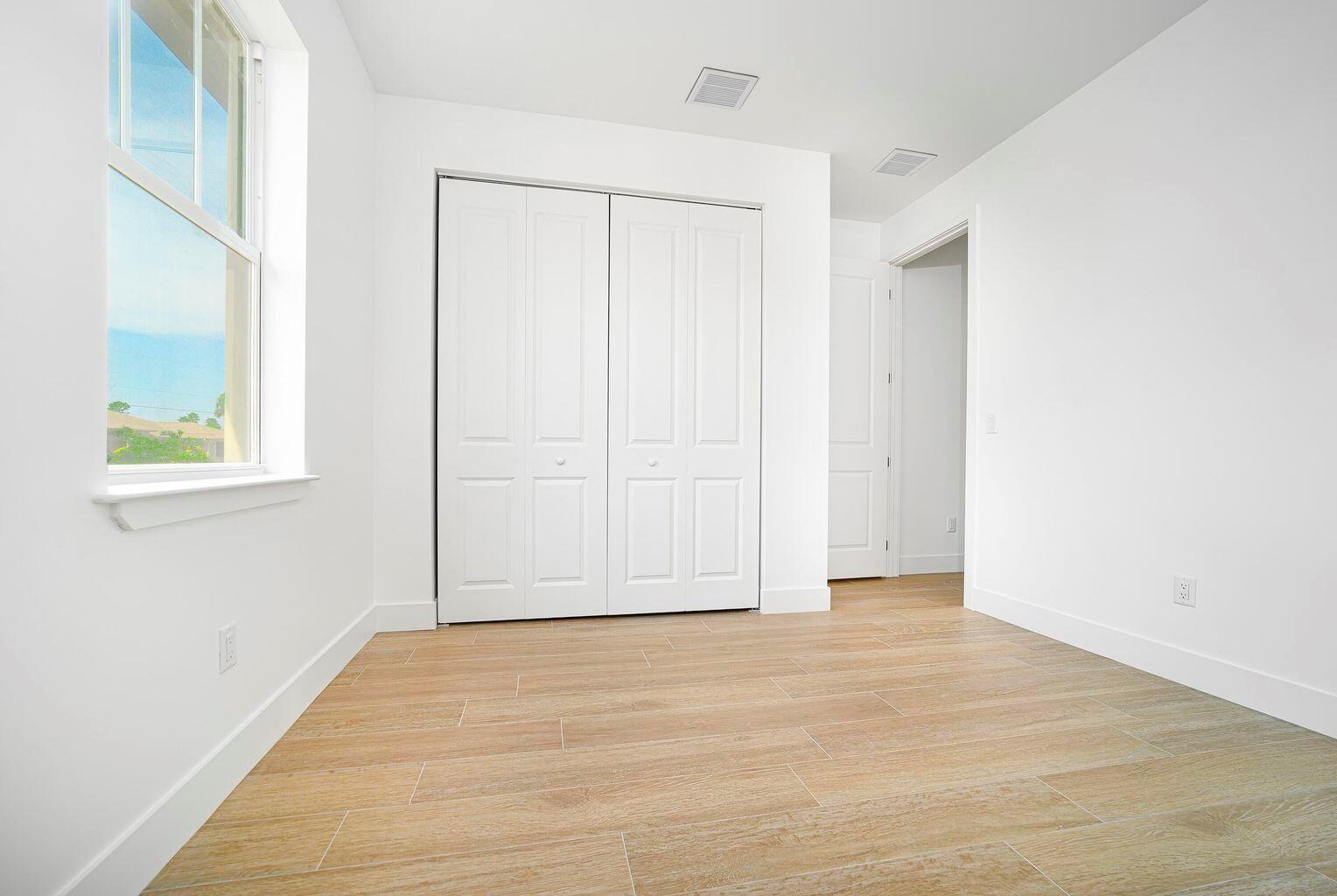 PCH 082 4444 0018 - Residential Lease